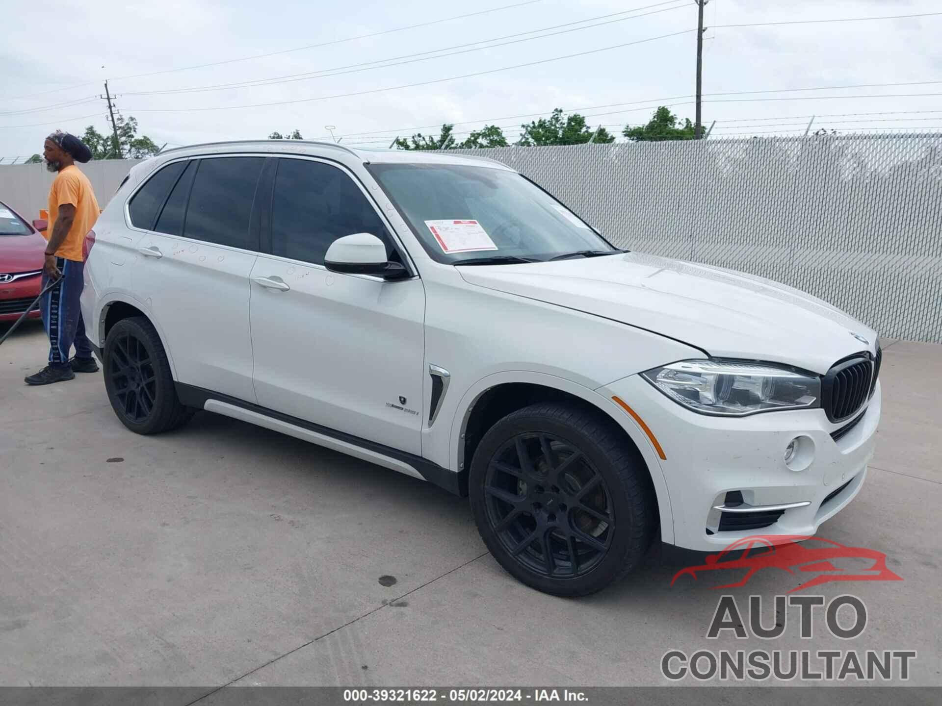 BMW X5 2017 - 5UXKR2C32H0X05392