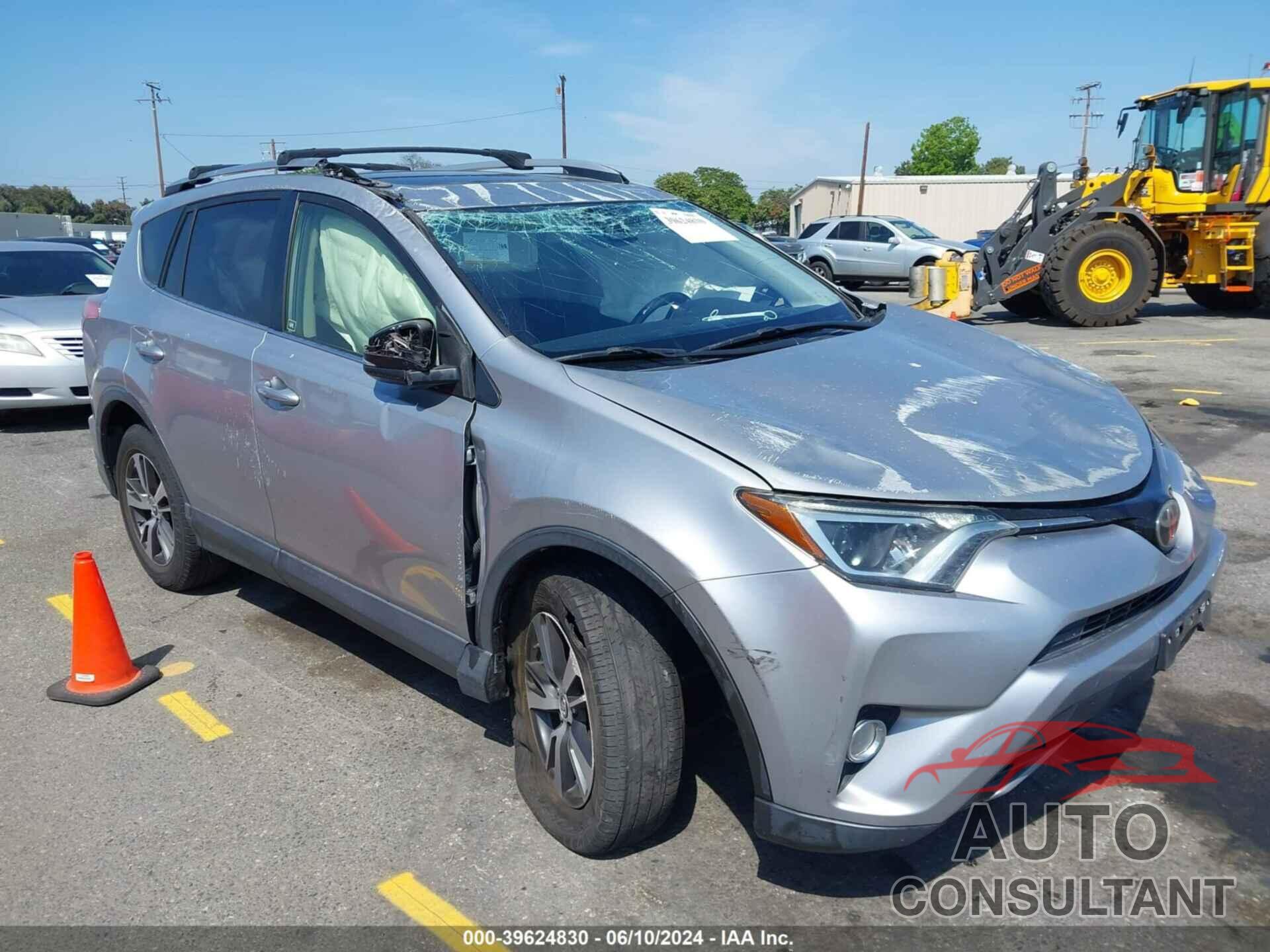 TOYOTA RAV4 2018 - JTMWFREVXJJ173053