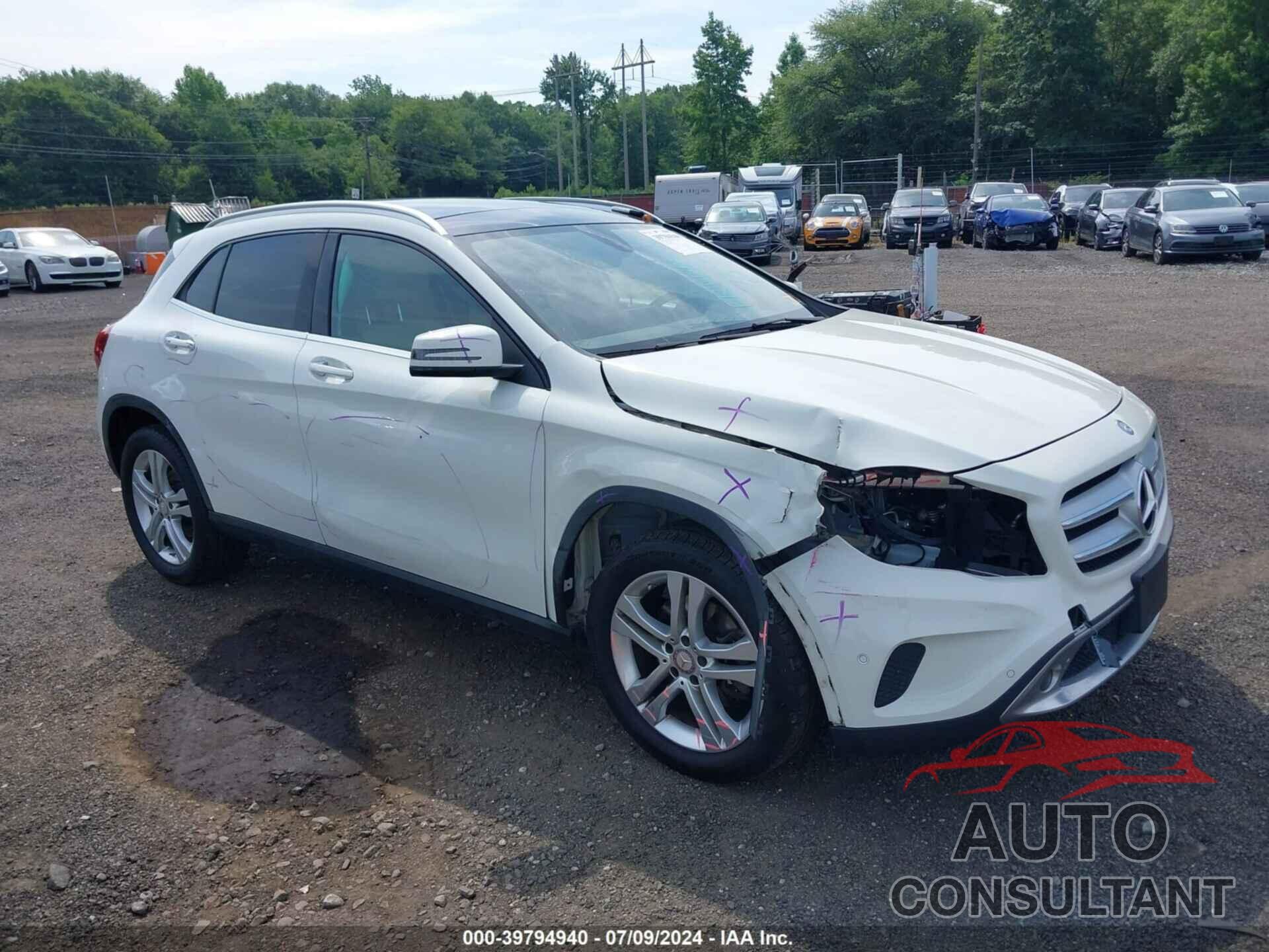 MERCEDES-BENZ GLA 250 2017 - WDCTG4GB8HJ350502
