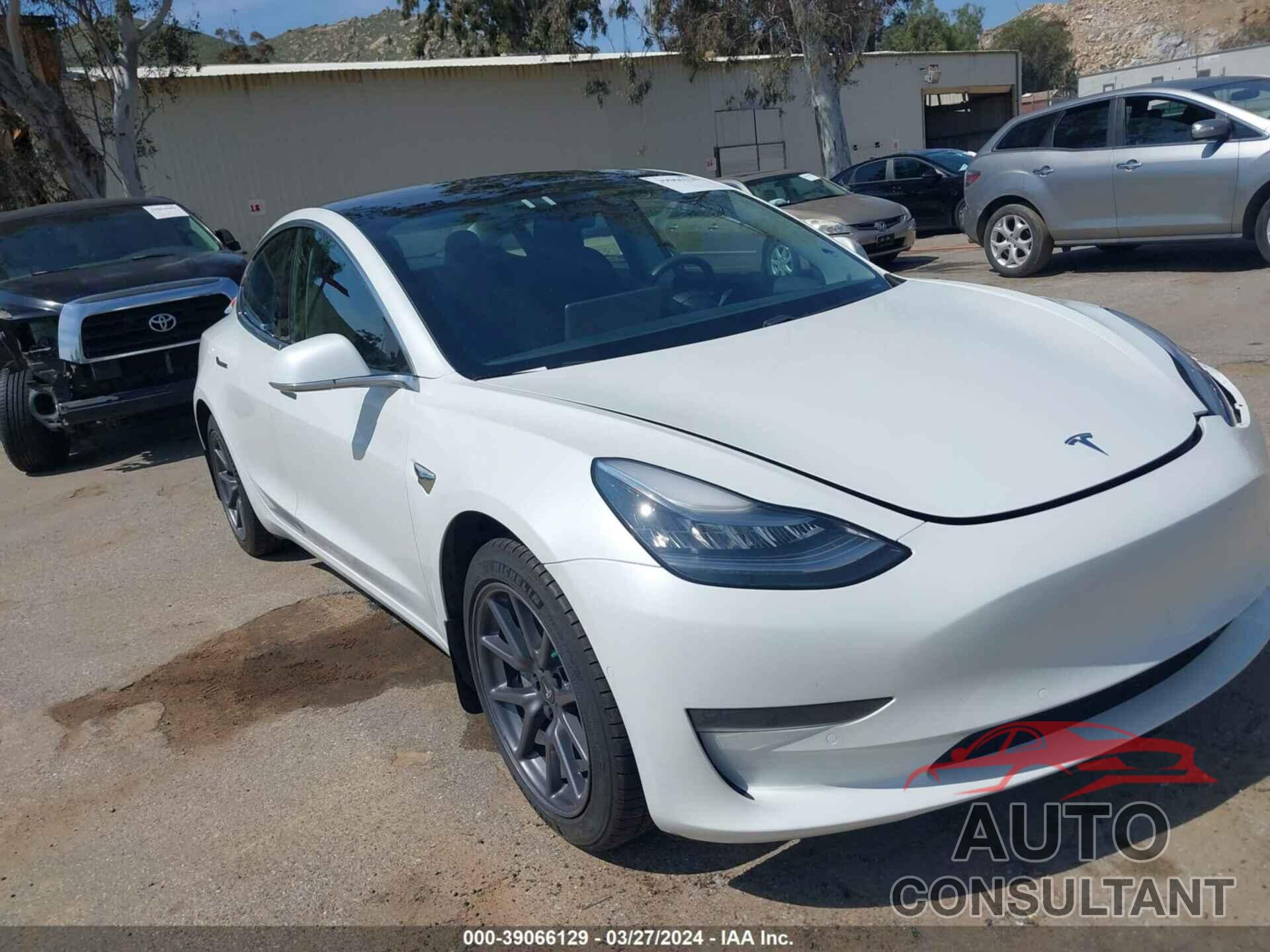 TESLA MODEL 3 2020 - 5YJ3E1EAXLF633231