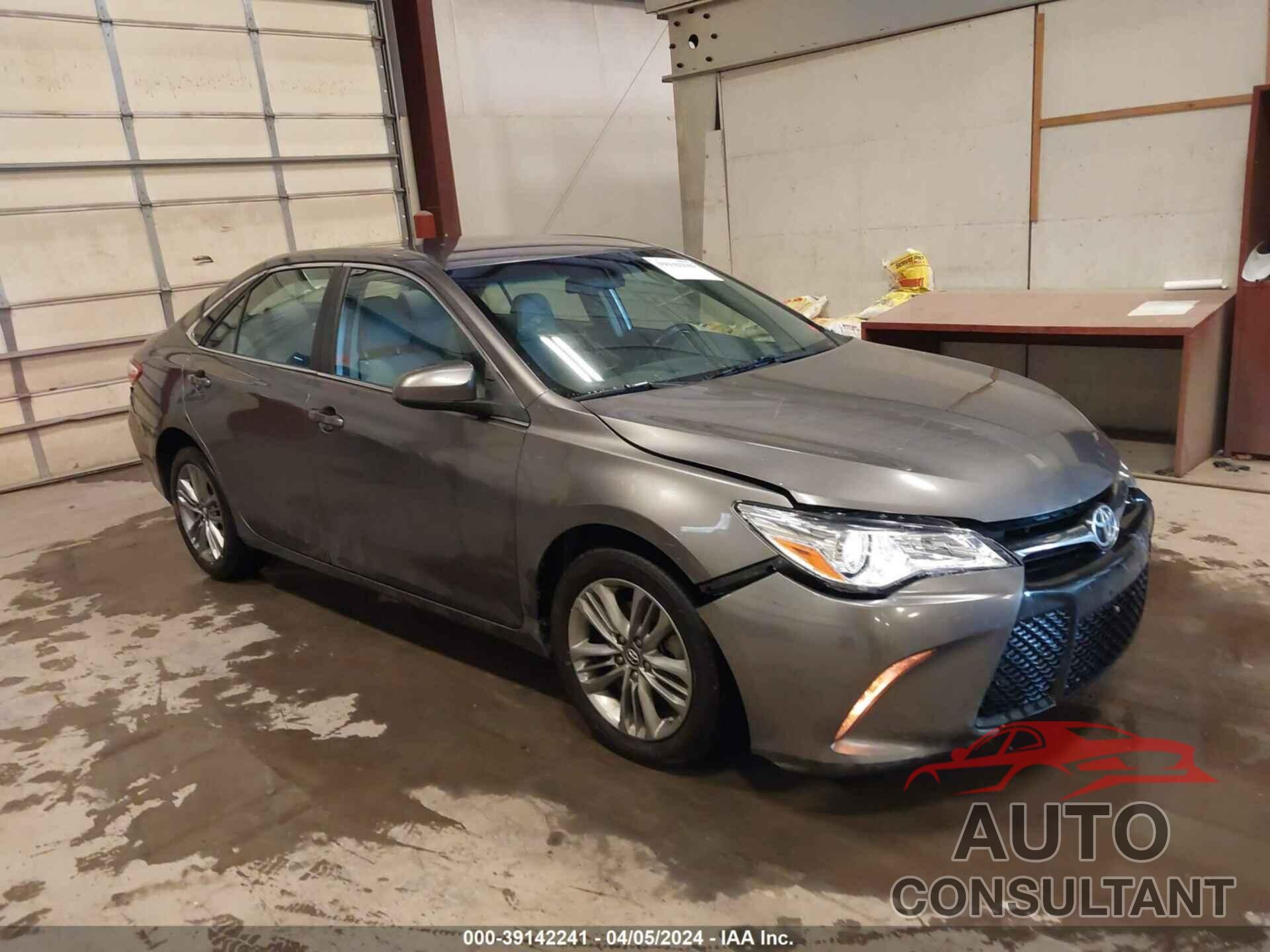 TOYOTA CAMRY 2016 - 4T1BF1FK2GU215996