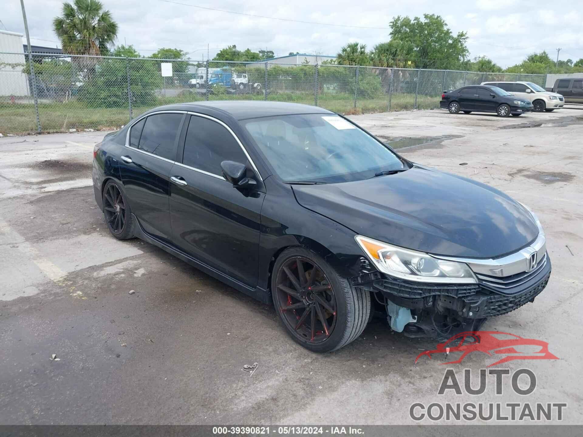 HONDA ACCORD 2017 - 1HGCR2F50HA022900