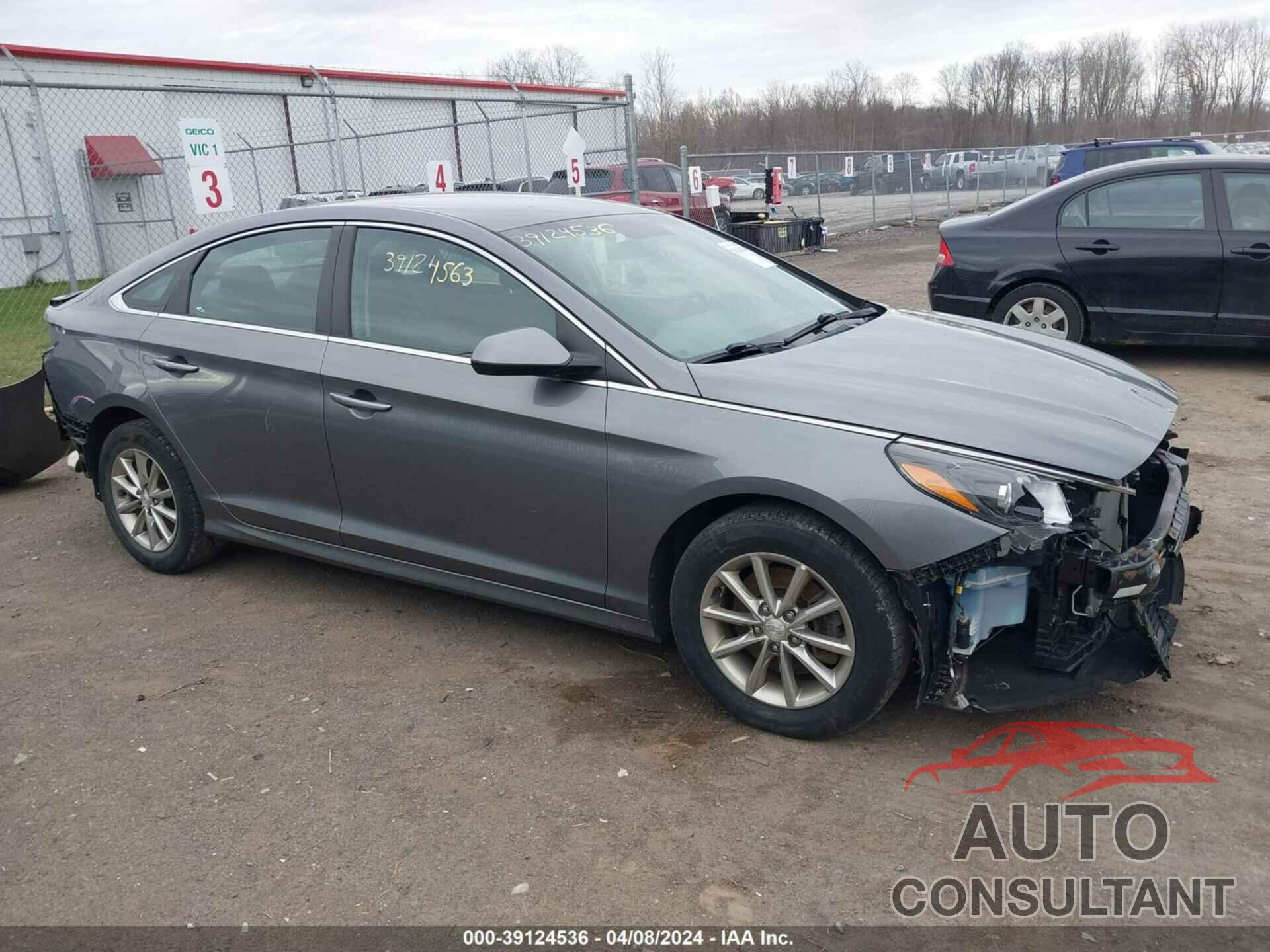 HYUNDAI SONATA 2018 - 5NPE24AF0JH709154