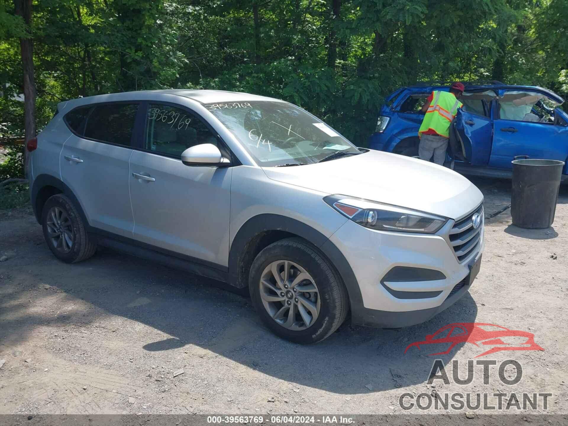 HYUNDAI TUCSON 2018 - KM8J2CA47JU662858