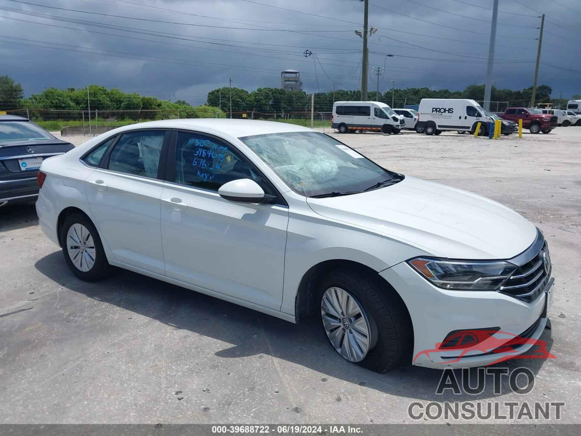 VOLKSWAGEN JETTA 2019 - 3VWC57BU2KM172518