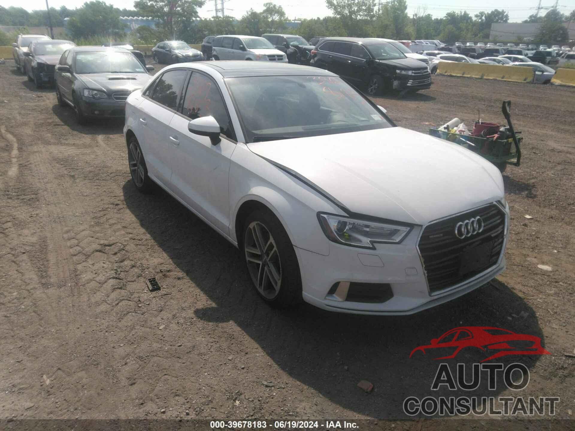 AUDI A3 2017 - WAUB8GFF3H1069550