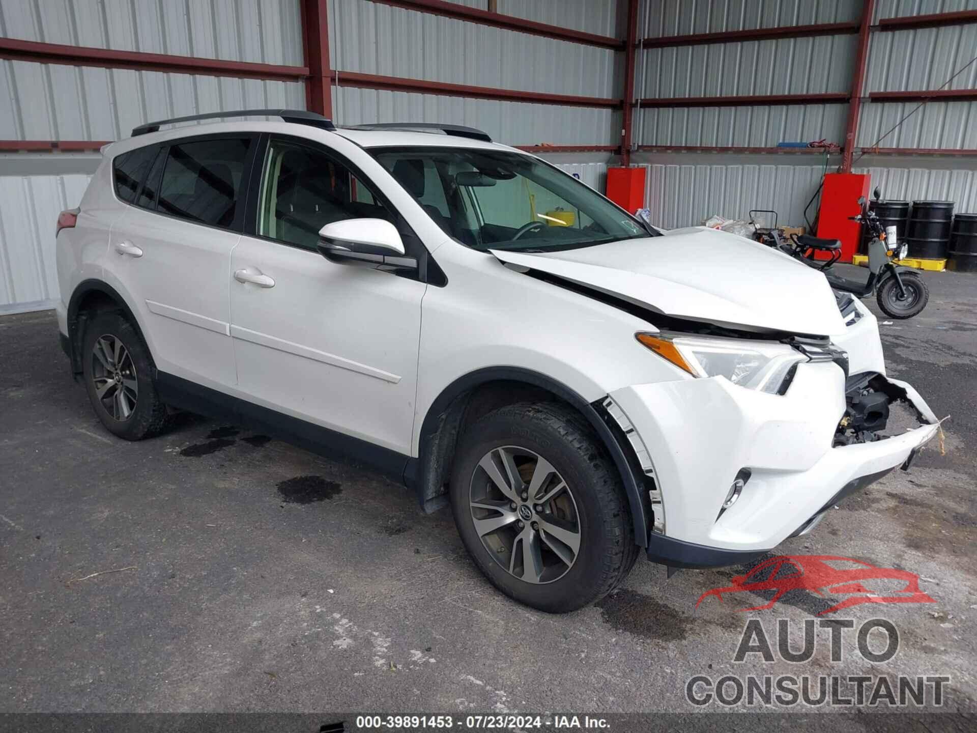 TOYOTA RAV4 2017 - JTMRFREV2HJ708514