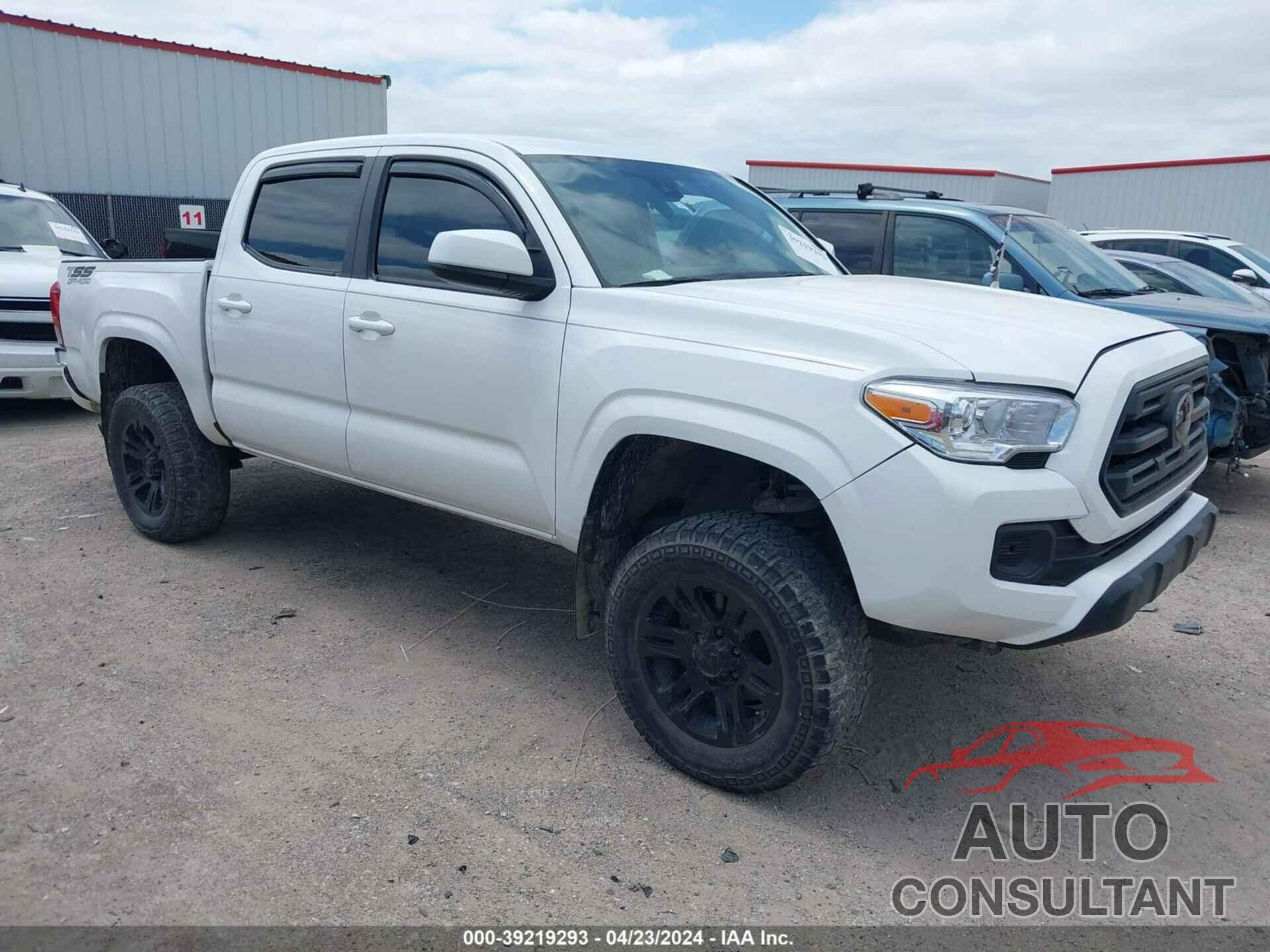 TOYOTA TACOMA 2018 - 5TFAX5GN5JX124336