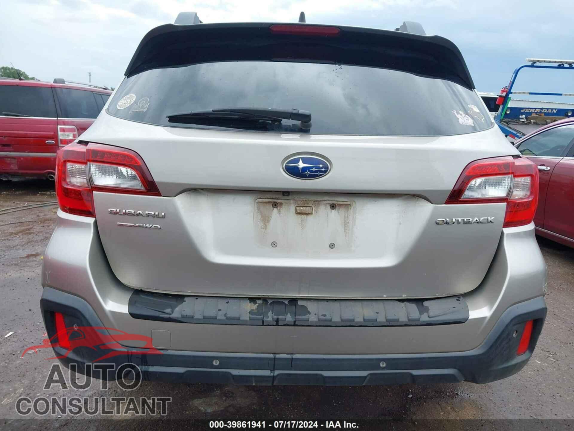 SUBARU OUTBACK 2018 - 4S4BSANC2J3290524