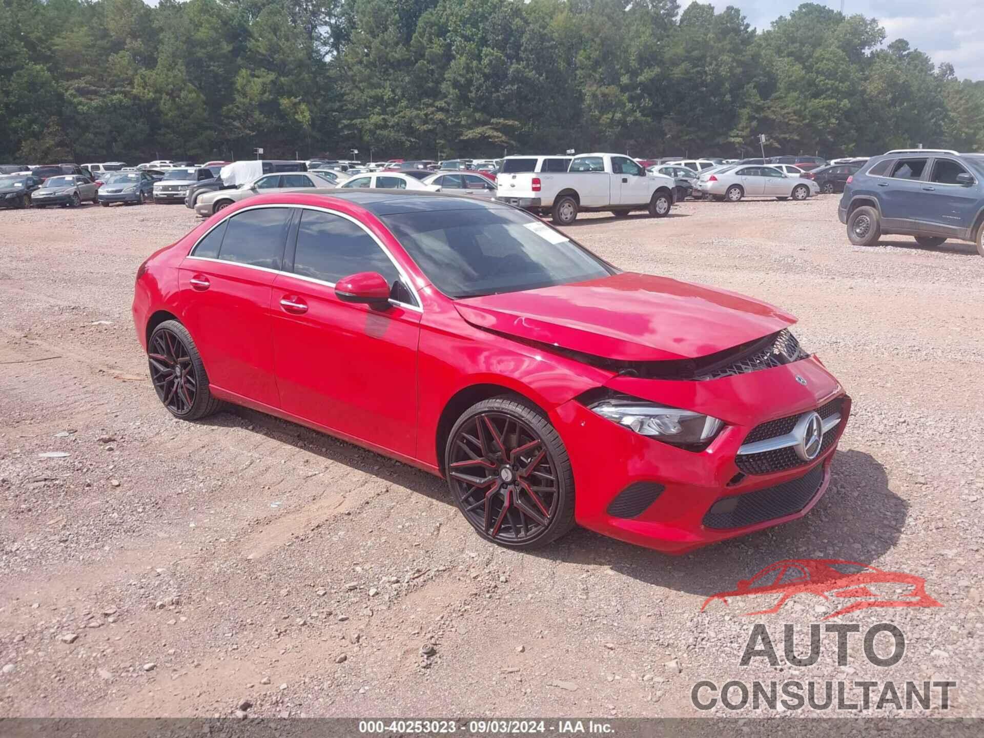 MERCEDES-BENZ A 220 2019 - WDD3G4EB8KW020531
