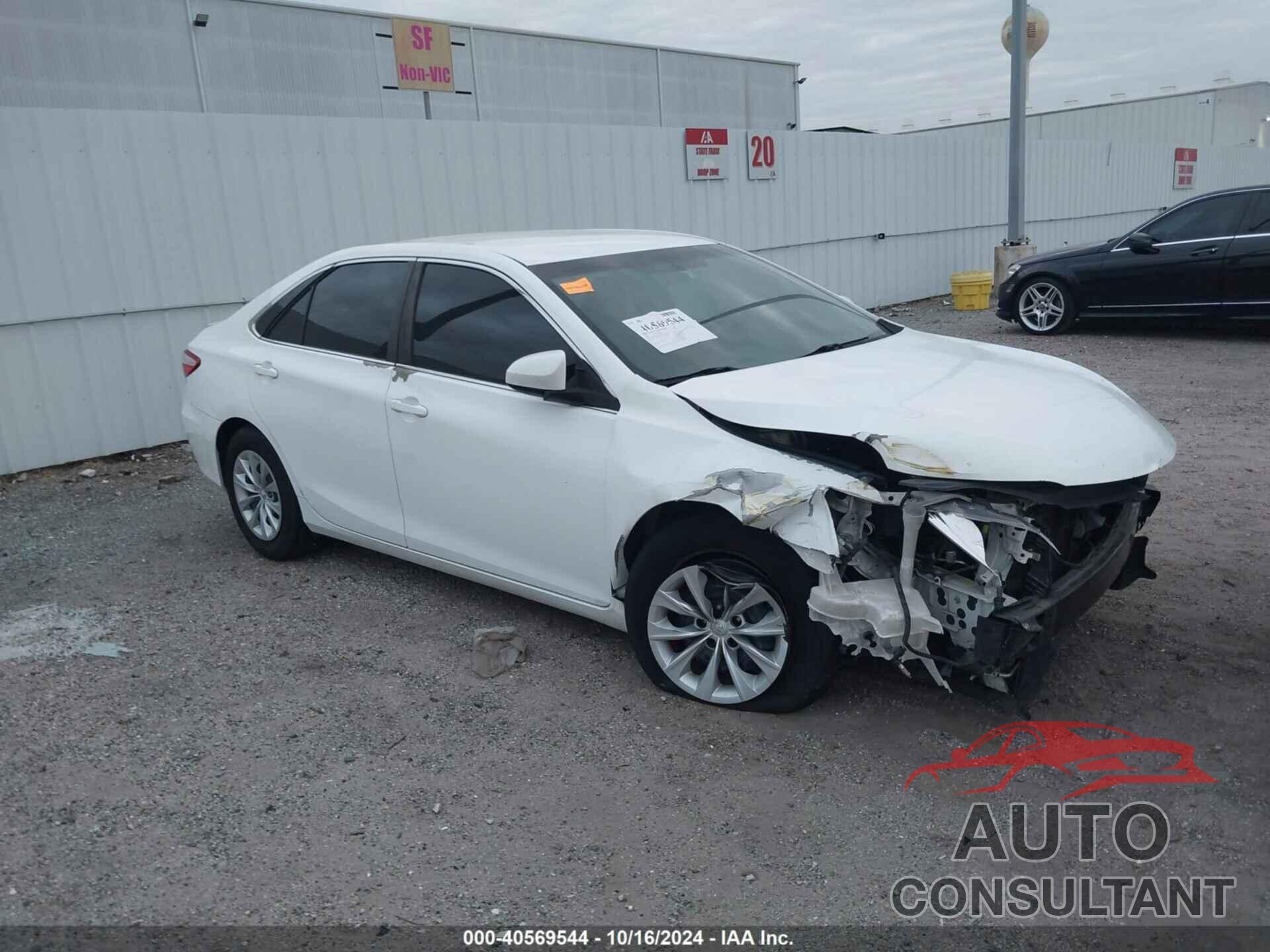 TOYOTA CAMRY 2016 - 4T4BF1FKXGR538523