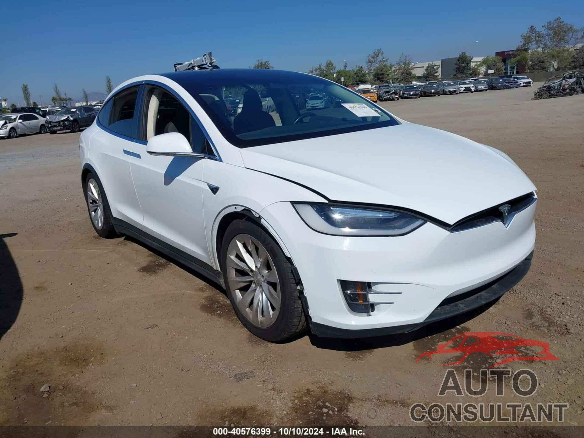 TESLA MODEL X 2017 - 5YJXCDE26HF026235