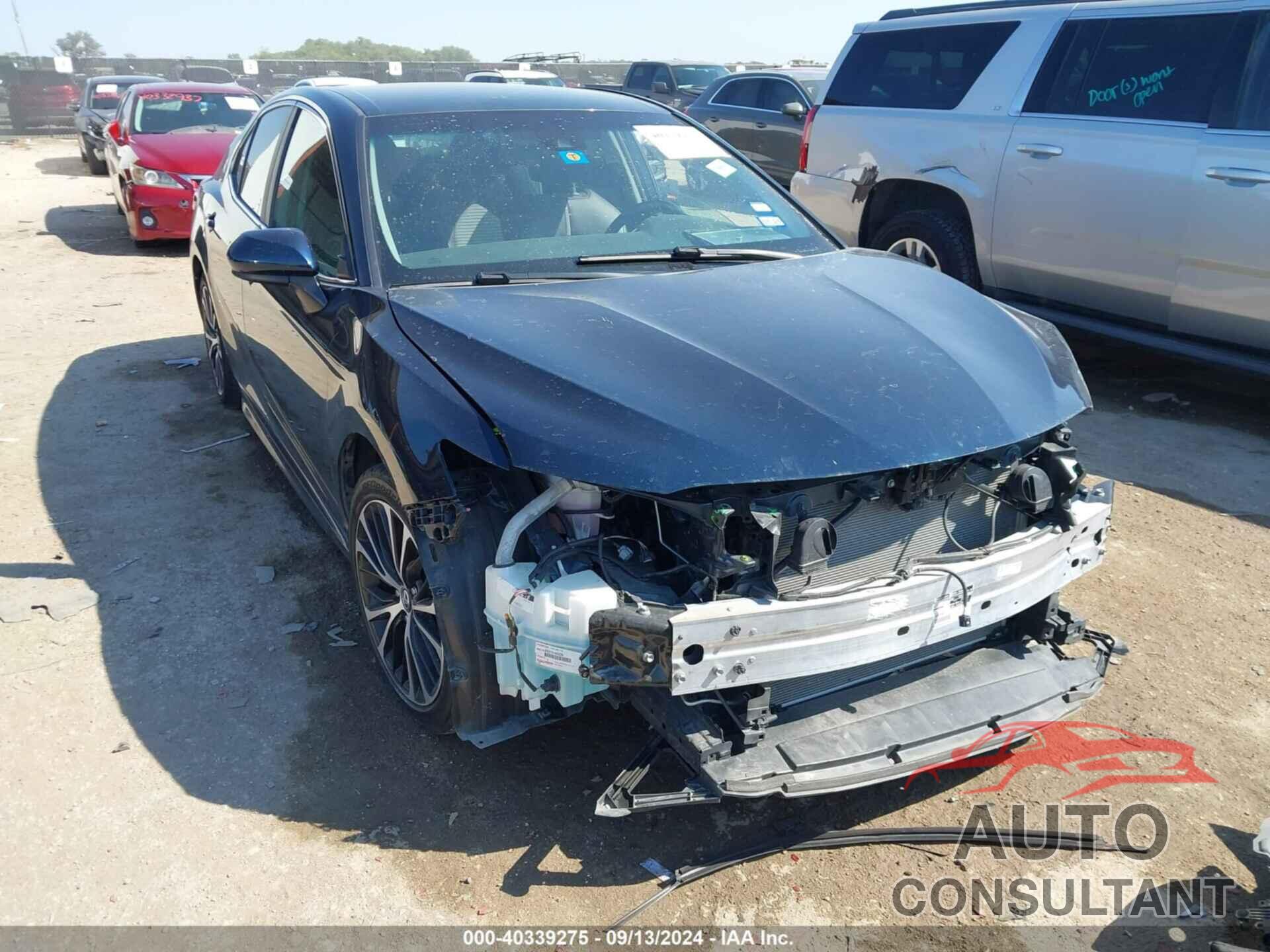 TOYOTA CAMRY 2018 - 4T1B11HK5JU639790