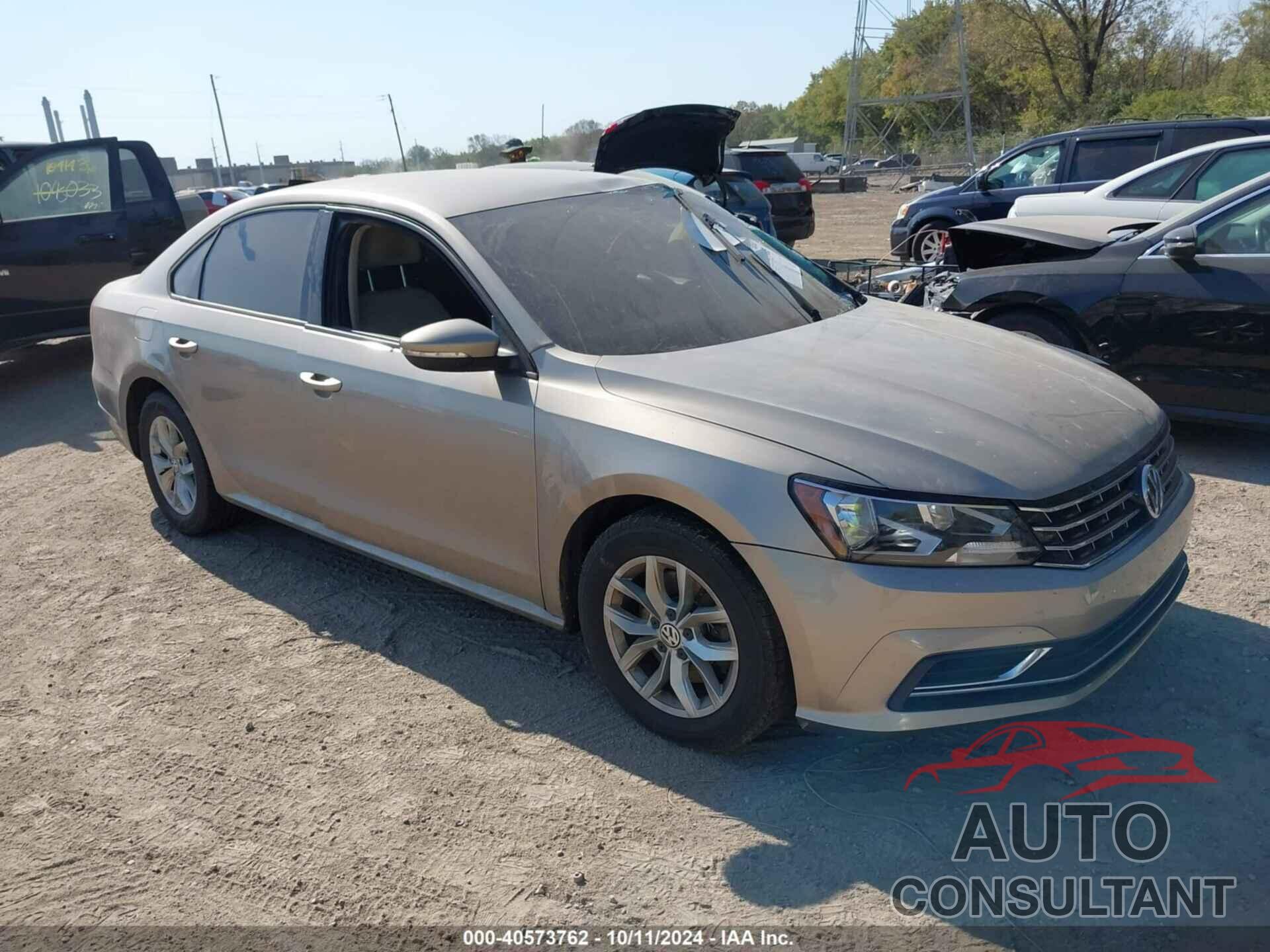 VOLKSWAGEN PASSAT 2018 - 1VWAA7A31JC002890