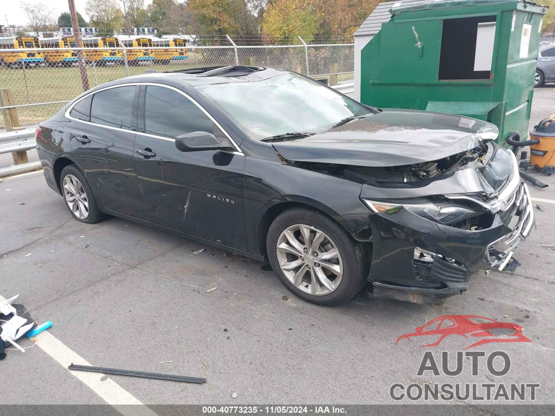 CHEVROLET MALIBU 2021 - 1G1ZD5ST8MF028284