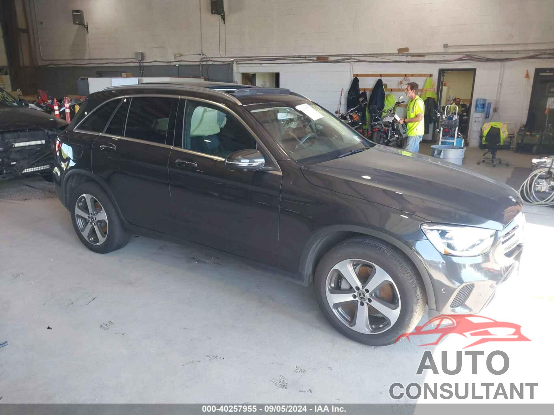 MERCEDES-BENZ GLC 300 2020 - W1N0G8EB5LF843495