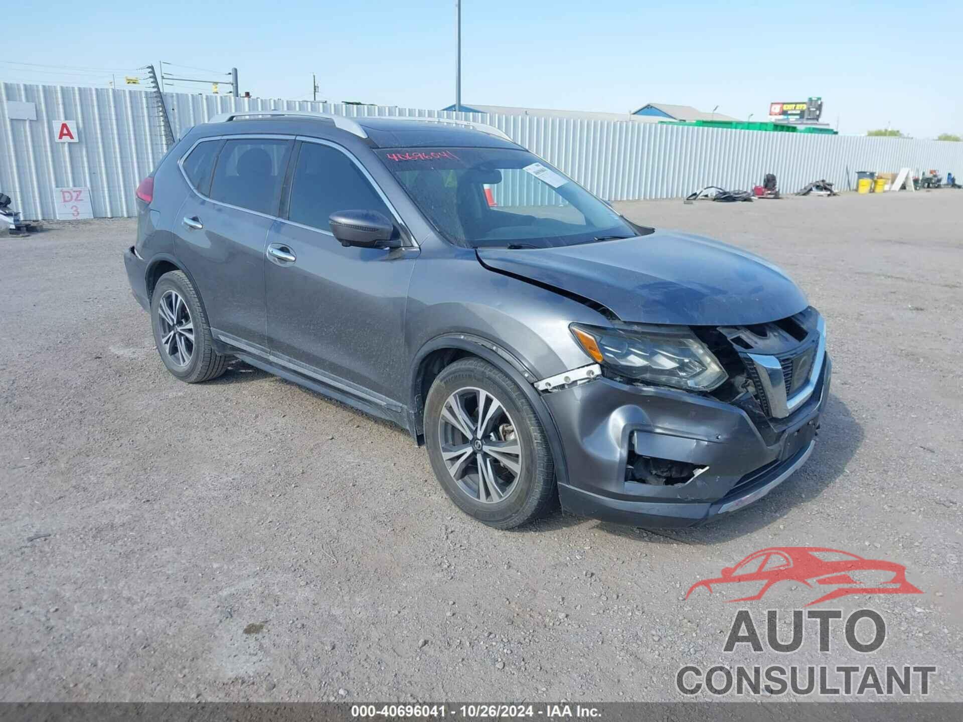 NISSAN ROGUE 2017 - 5N1AT2MT3HC889541