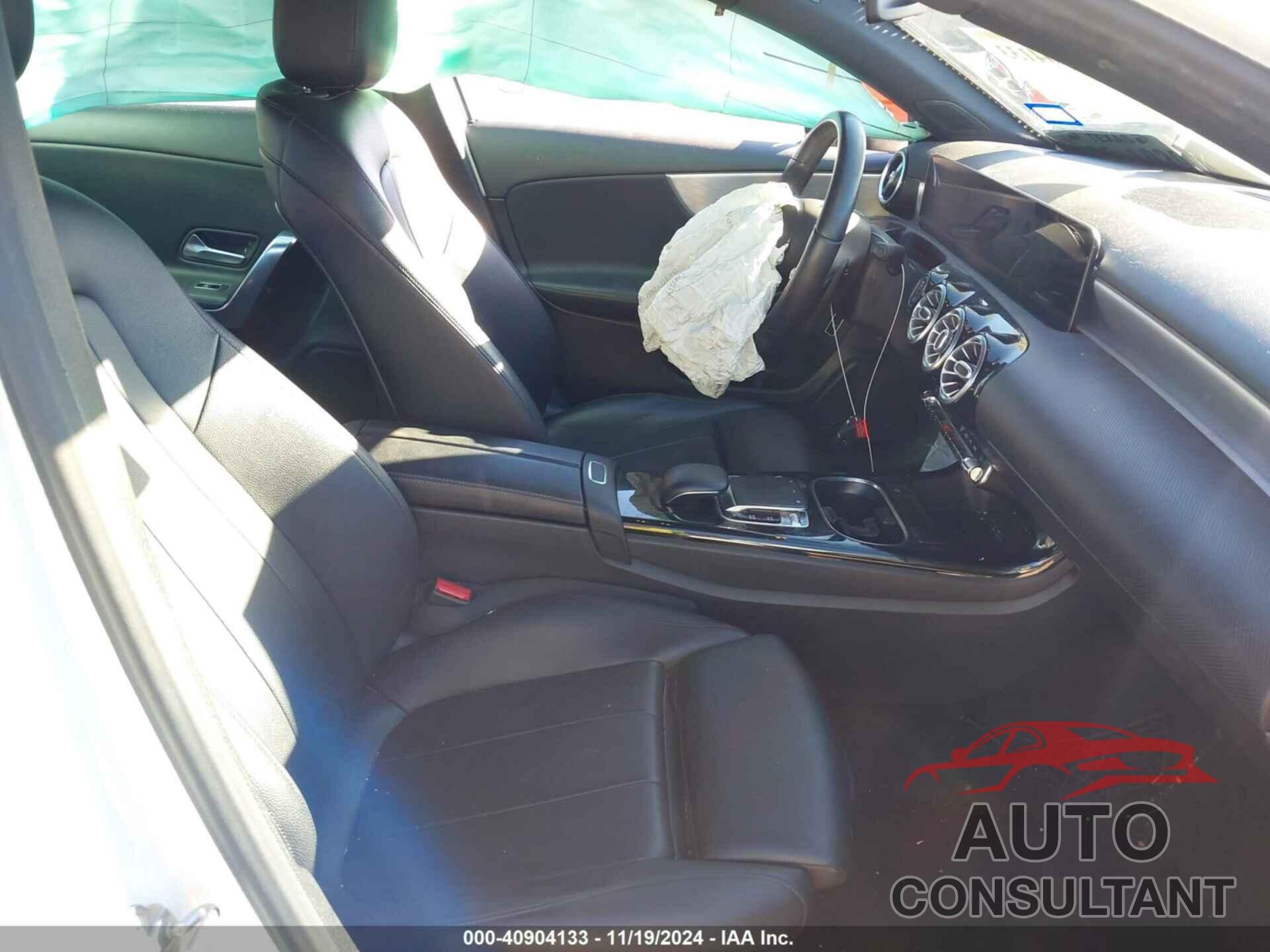 MERCEDES-BENZ A 220 2019 - WDD3G4EB7KW000514
