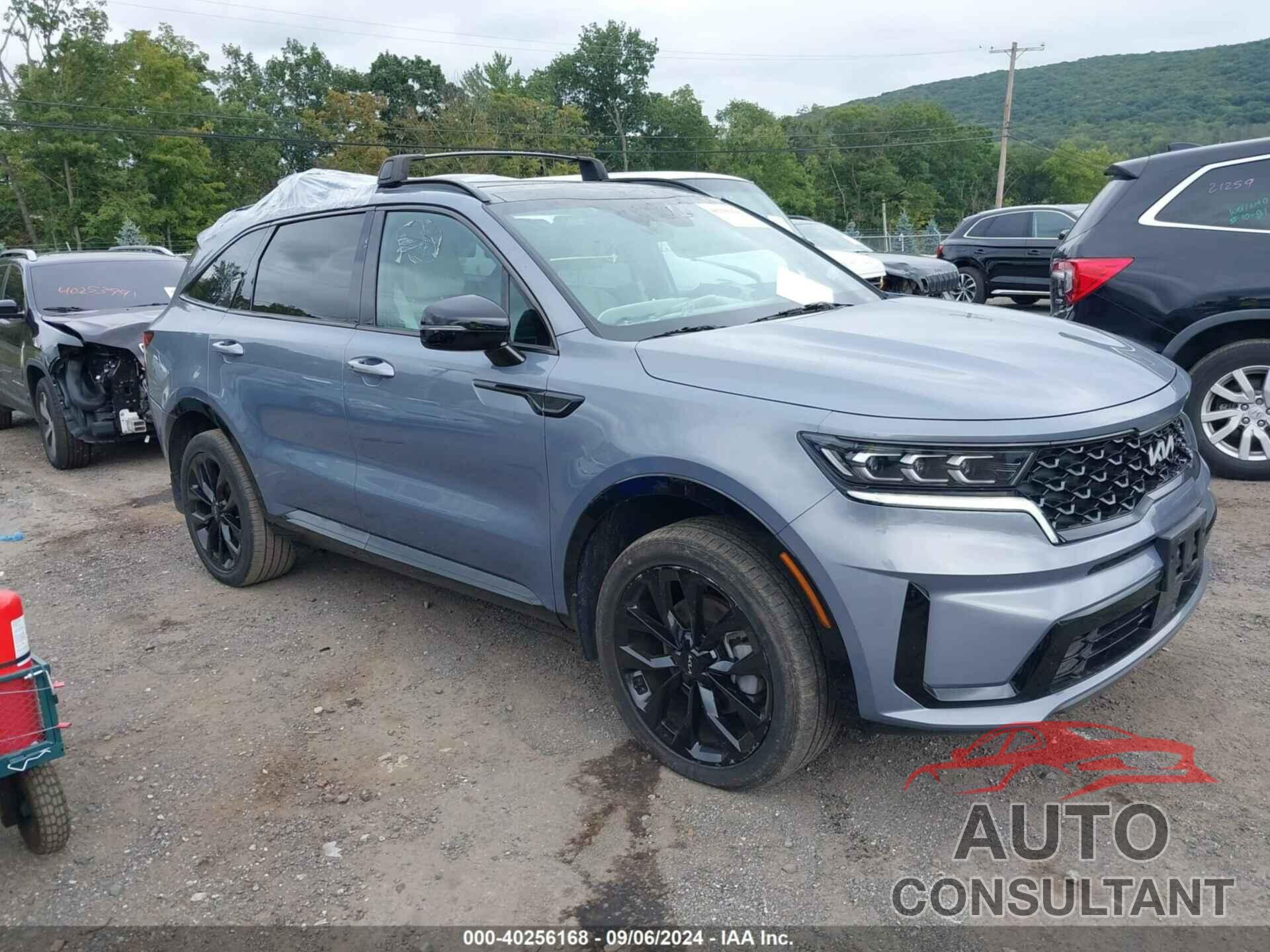 KIA SORENTO 2023 - 5XYRKDLF5PG172098