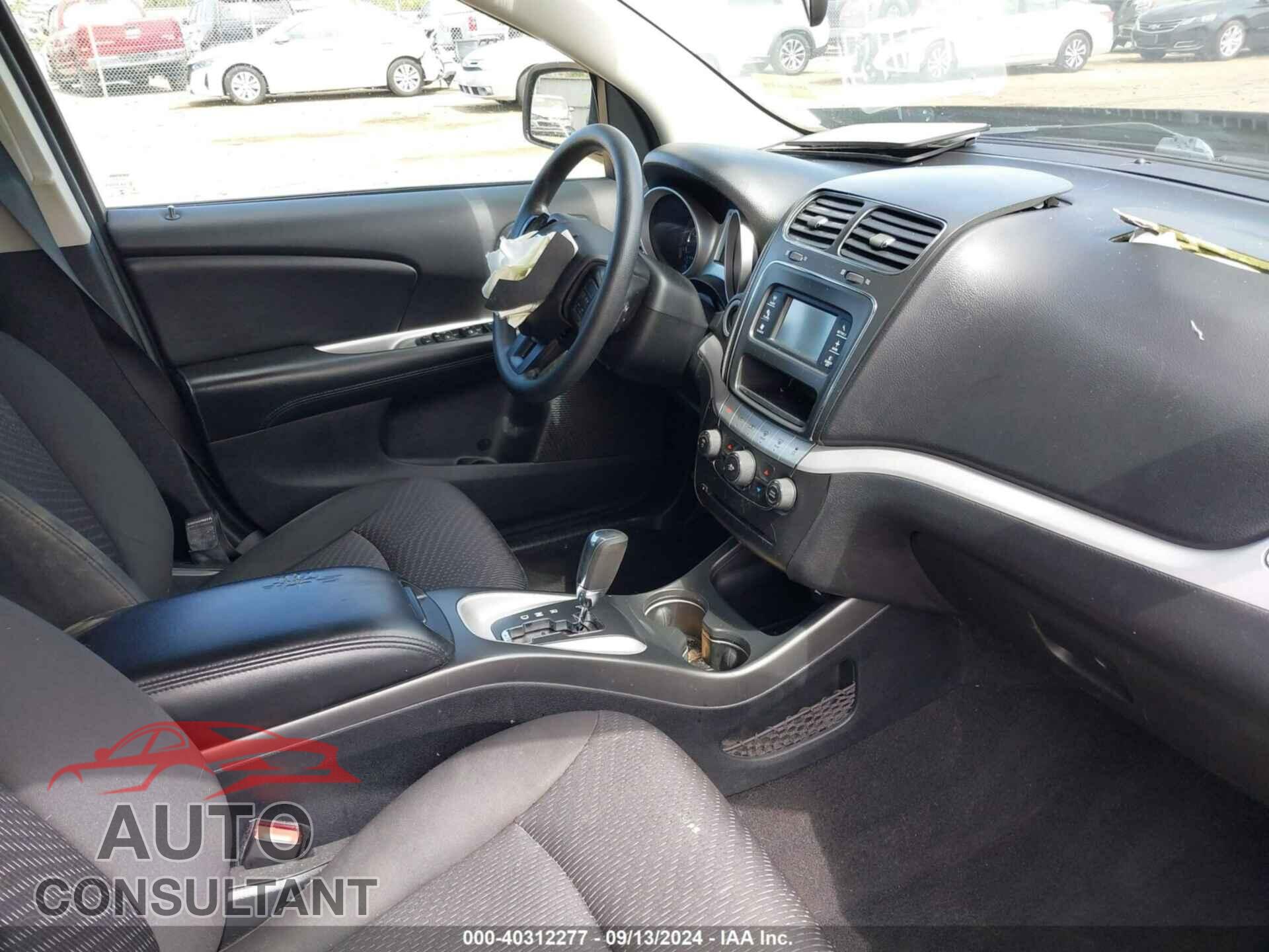 DODGE JOURNEY 2017 - 3C4PDCBBXHT579340