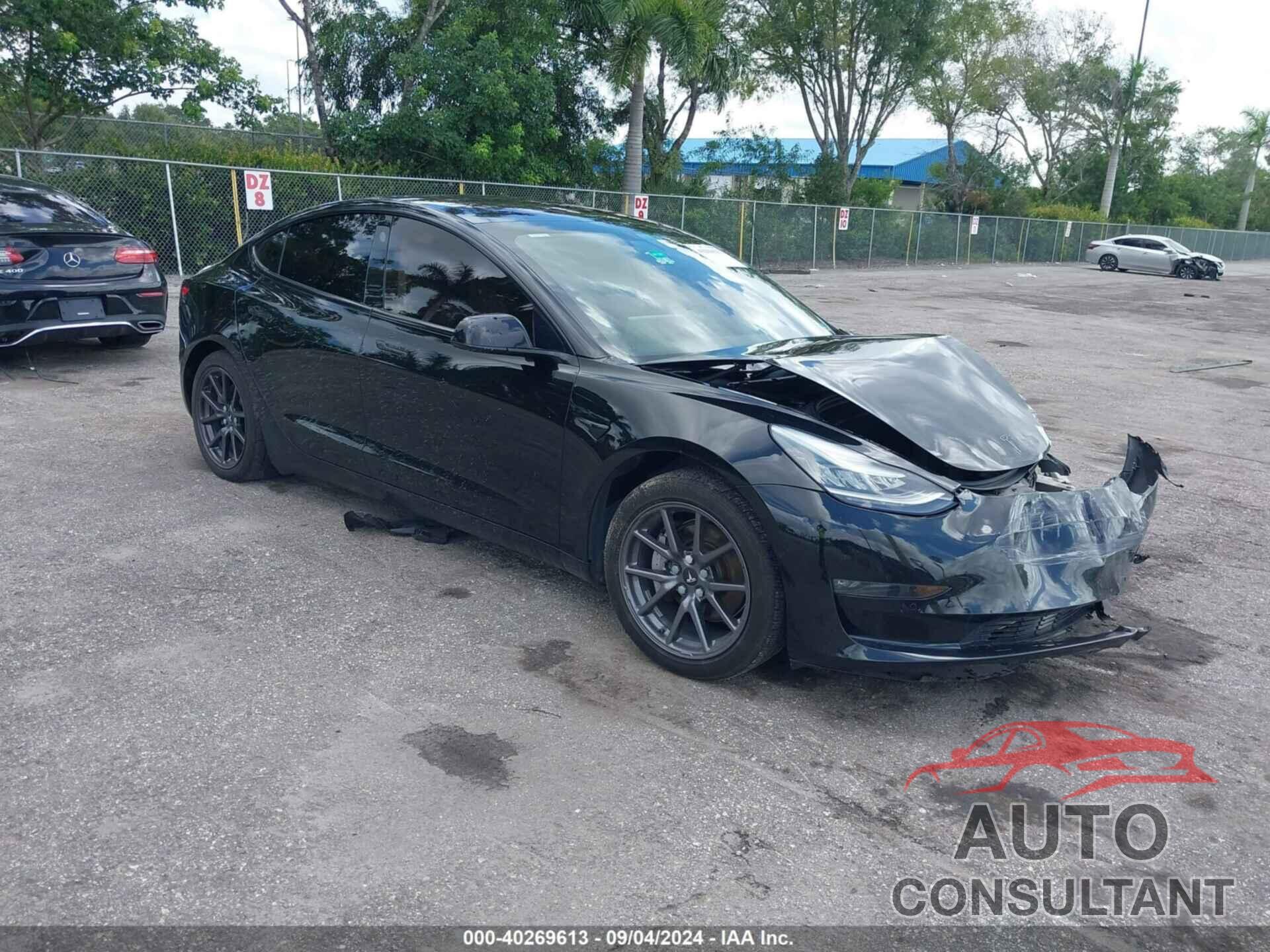 TESLA MODEL 3 2018 - 5YJ3E1EA0JF123399