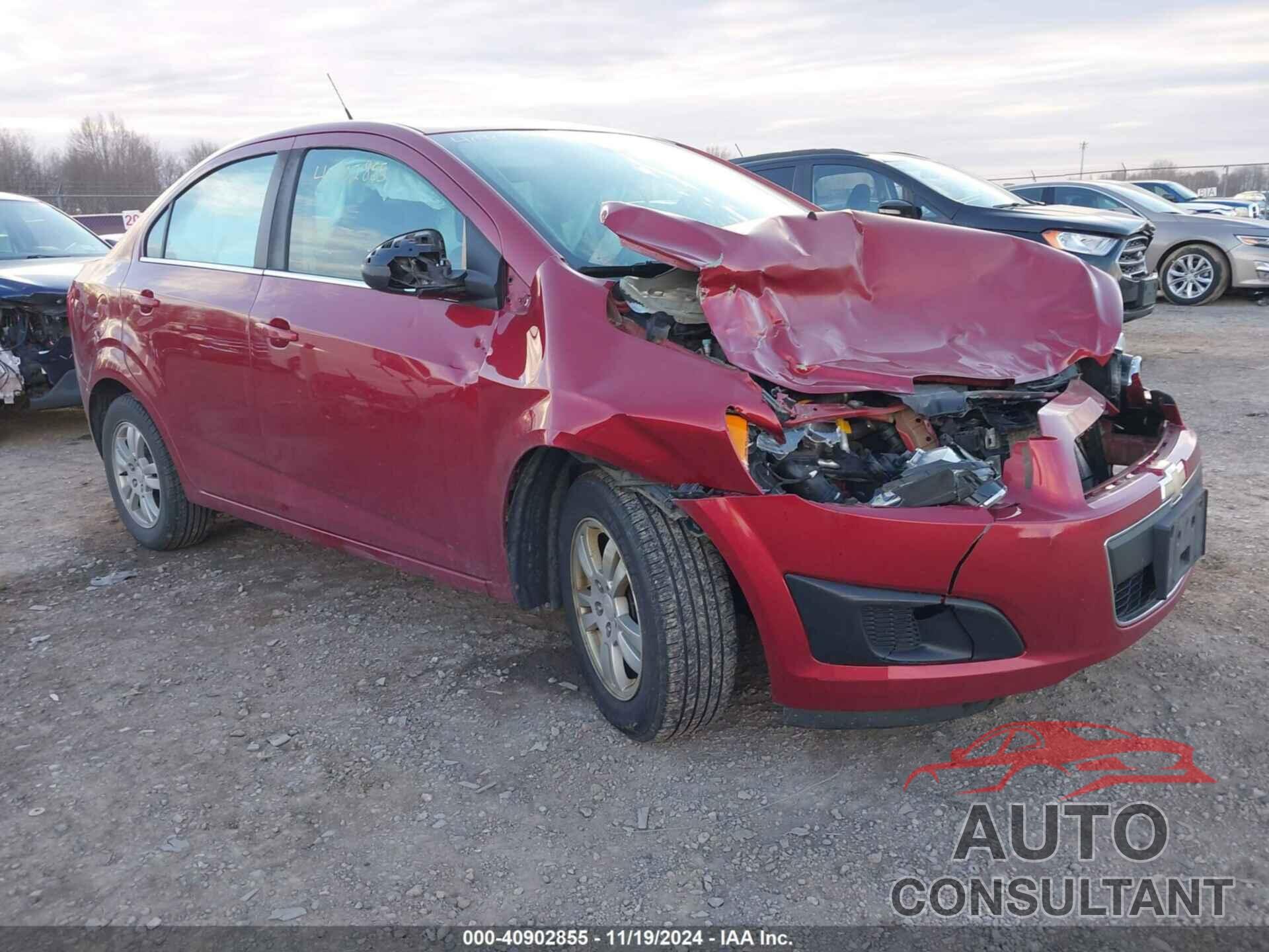 CHEVROLET SONIC 2013 - 1G1JC5SG0D4247254