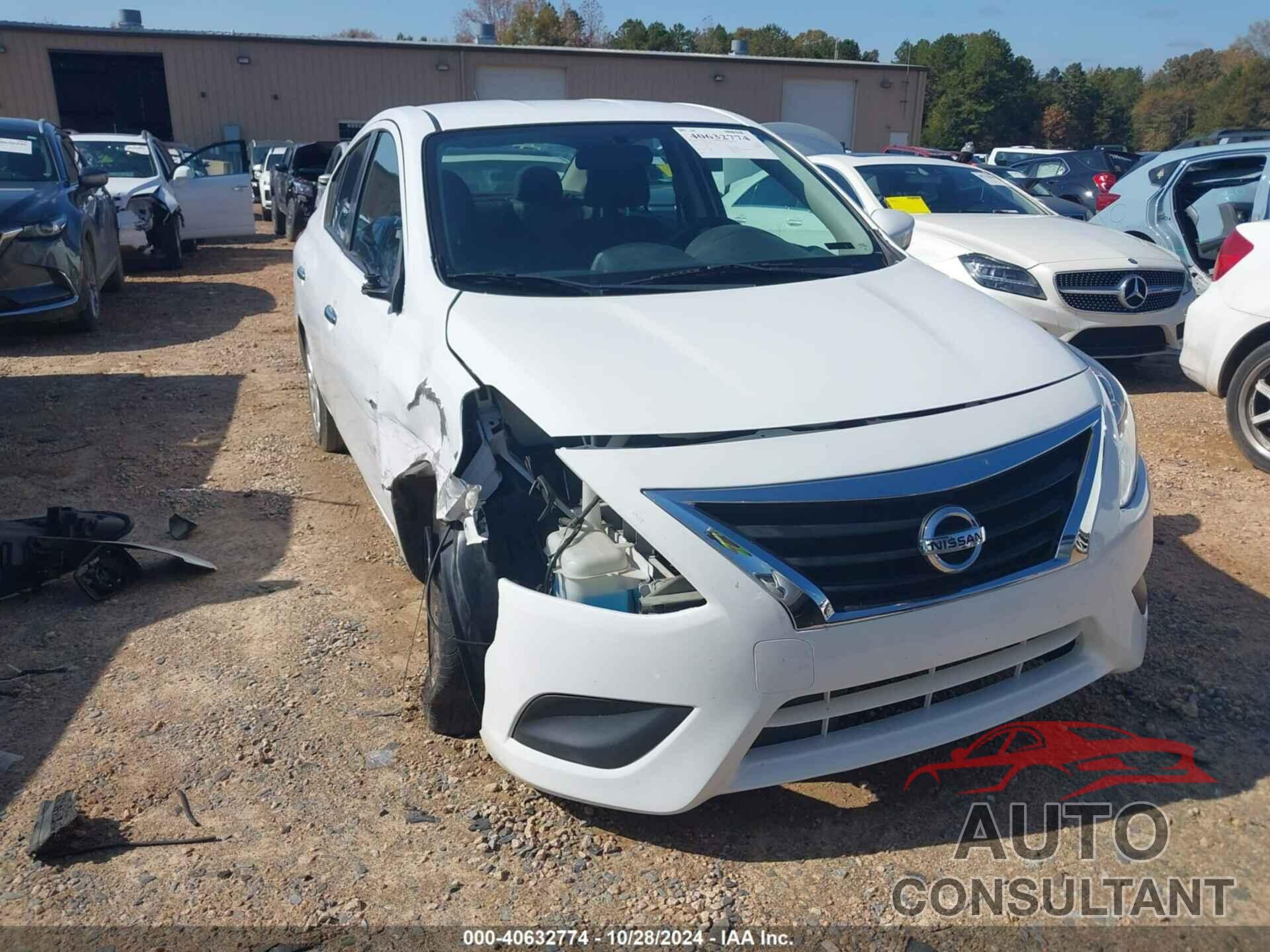 NISSAN VERSA 2019 - 3N1CN7AP0KL859732