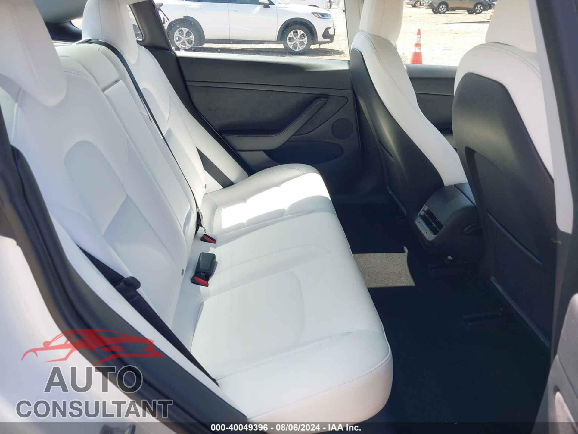 TESLA MODEL 3 2021 - 5YJ3E1EA2MF093875