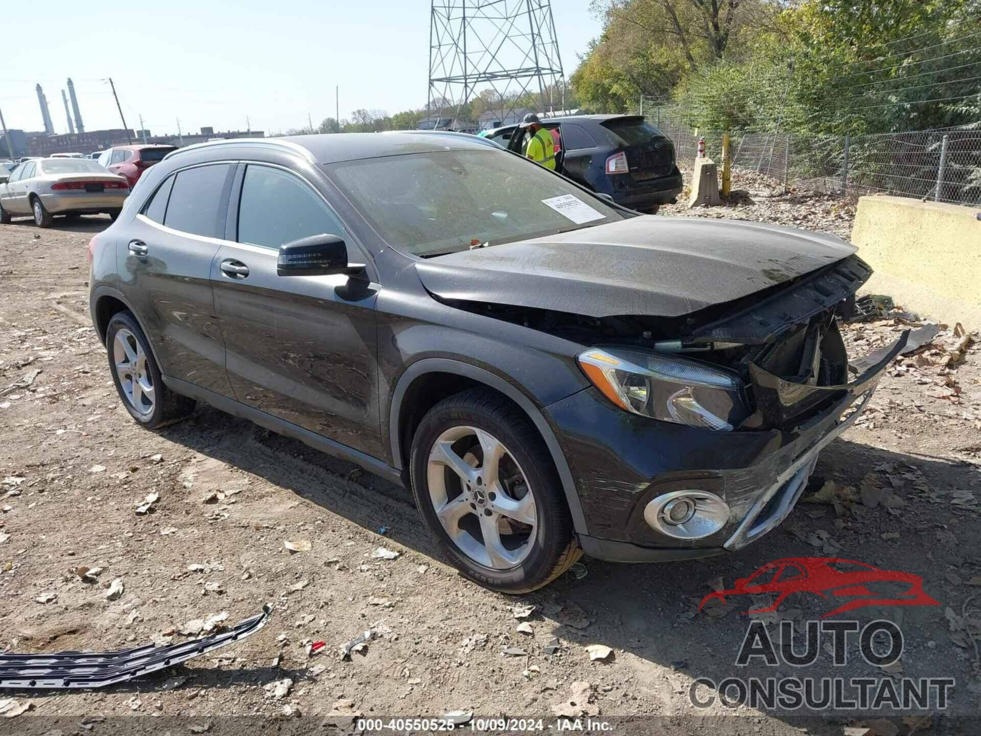 MERCEDES-BENZ GLA 2018 - WDCTG4EB8JJ396131