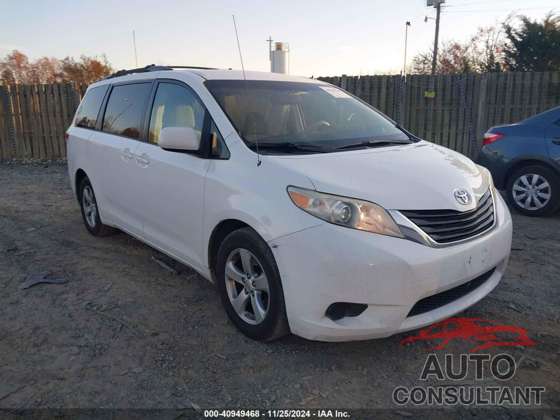 TOYOTA SIENNA 2011 - 5TDKK3DC1BS047823