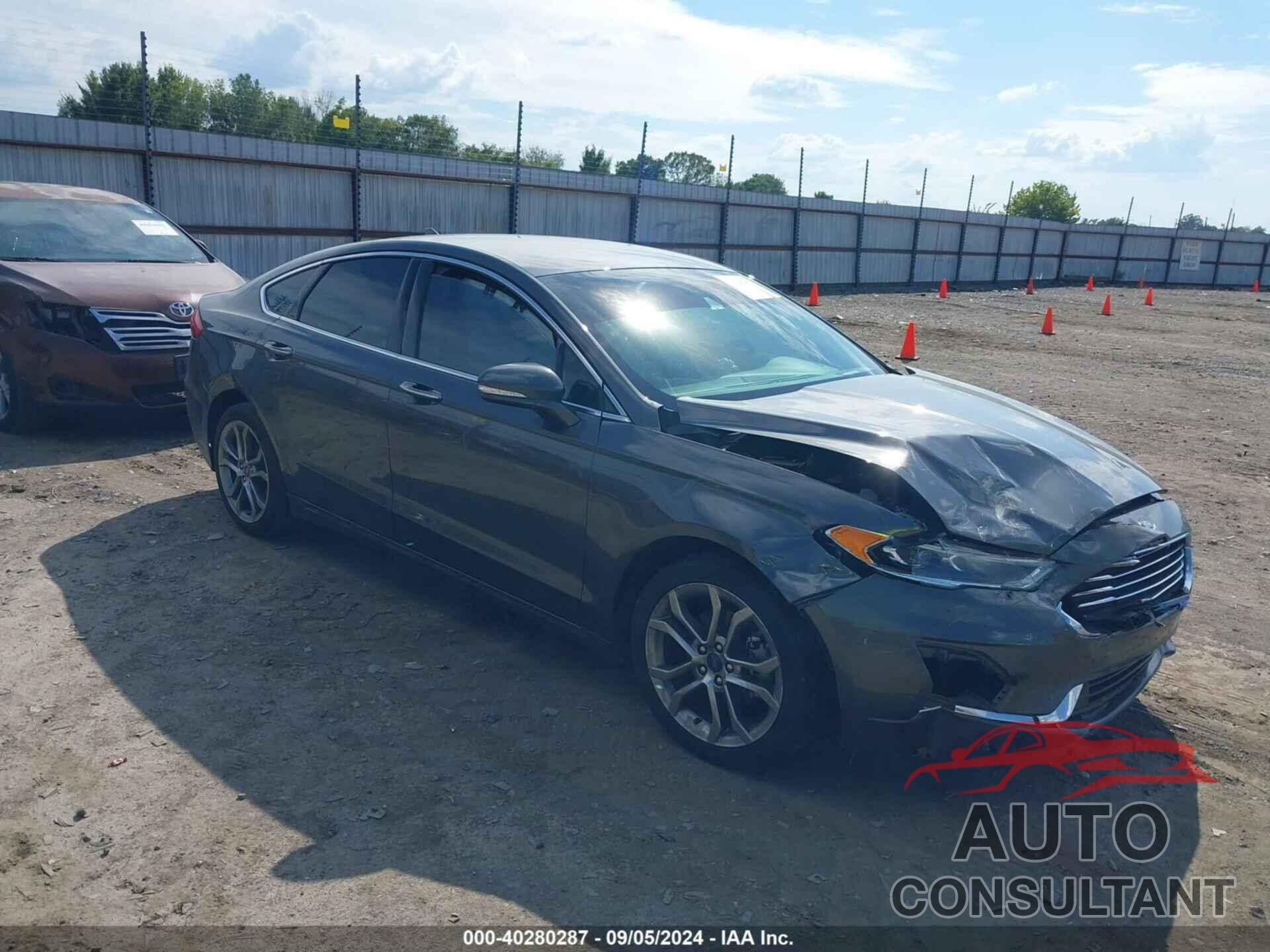 FORD FUSION 2019 - 3FA6P0CD7KR159644