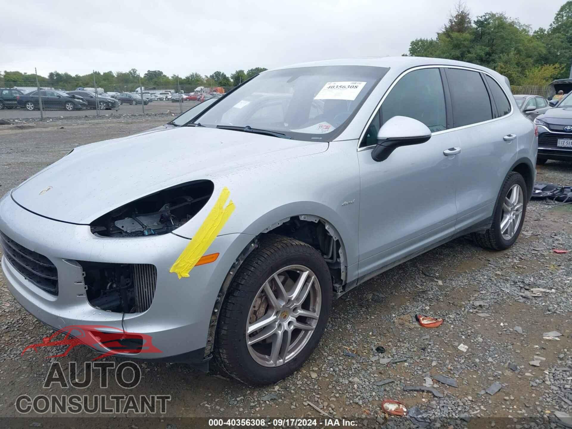 PORSCHE CAYENNE 2015 - WP1AF2A27FLA40905