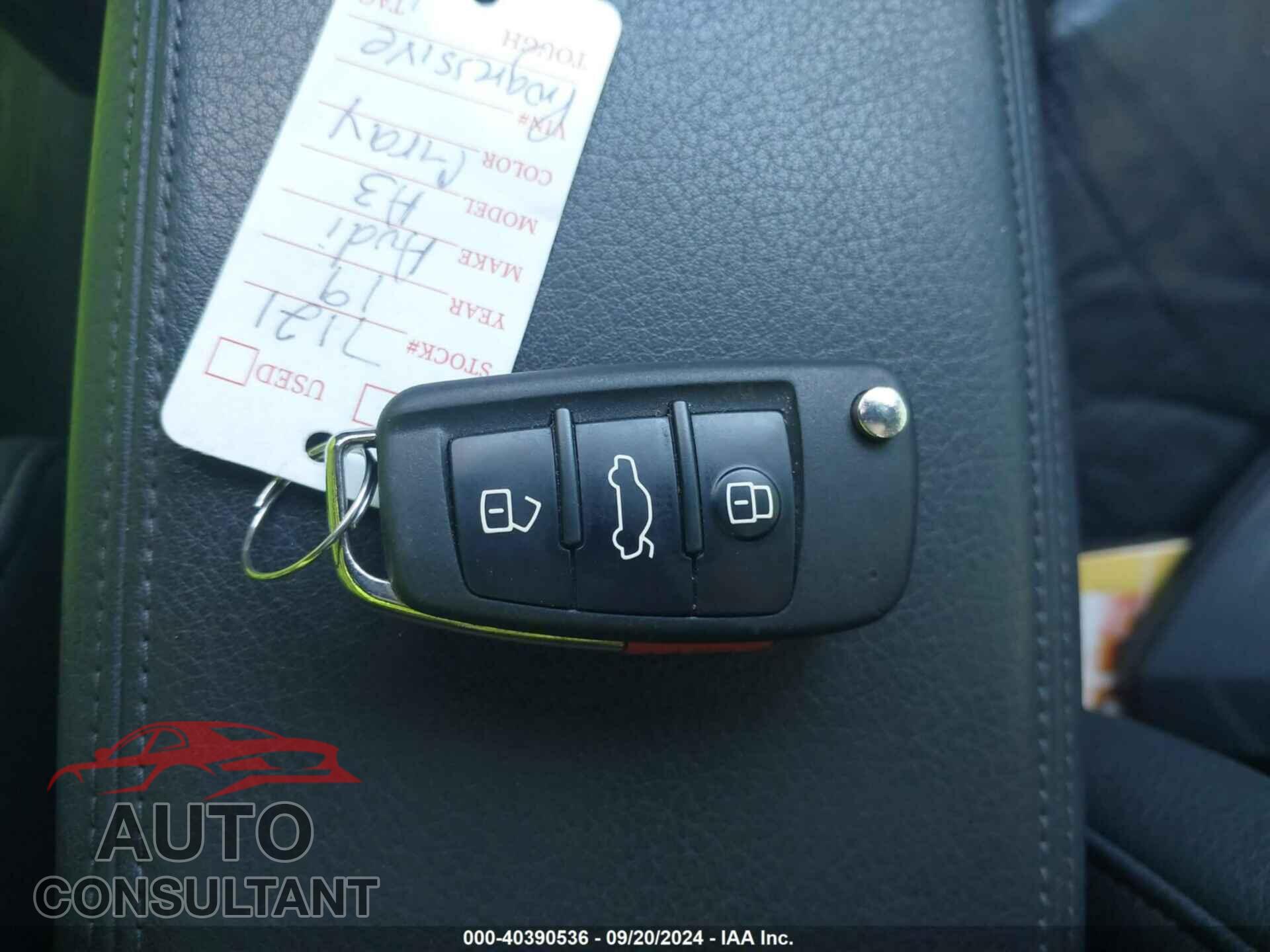 AUDI A3 2019 - WAUAUGFF3KA111441