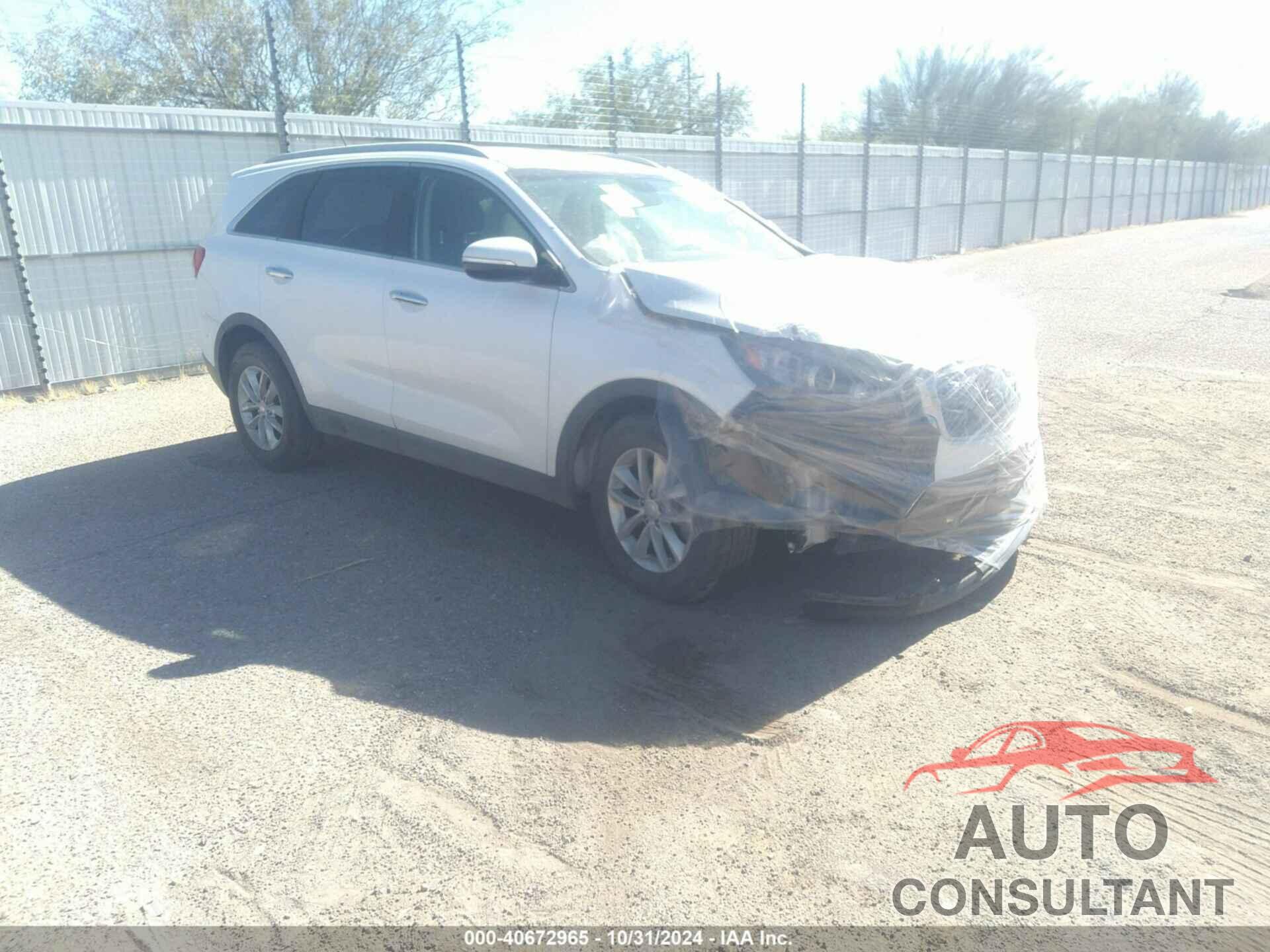 KIA SORENTO 2018 - 5XYPG4A56JG351664