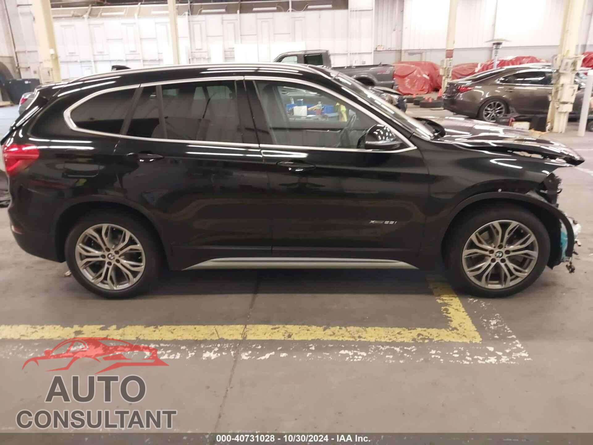 BMW X1 2017 - WBXHT3Z38H4A52155