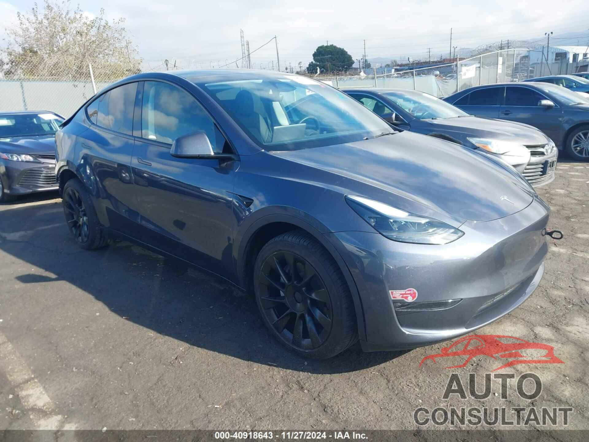 TESLA MODEL Y 2023 - 7SAYGDEE8PA193004