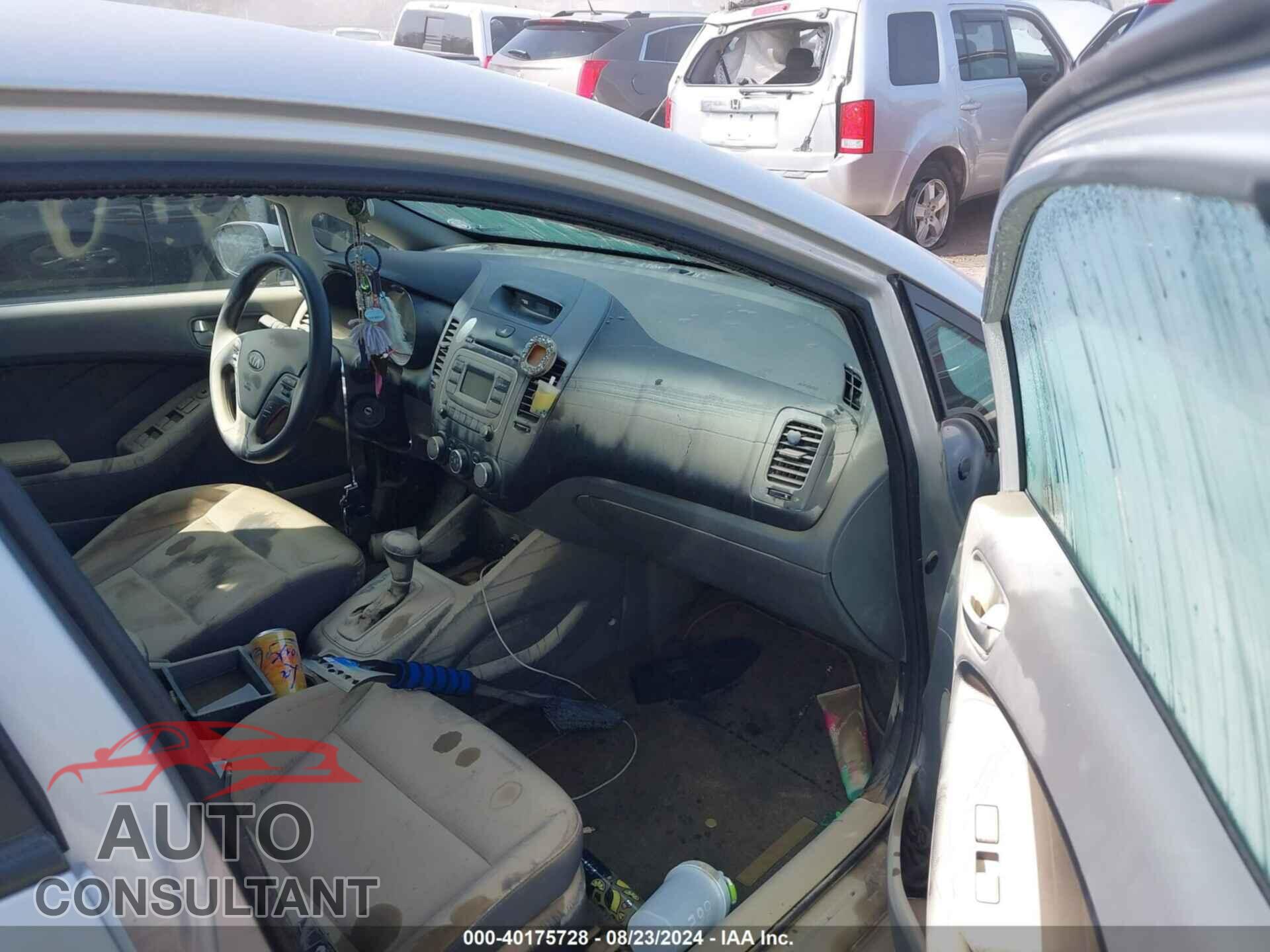 KIA FORTE 2017 - 3KPFK4A78HE130408