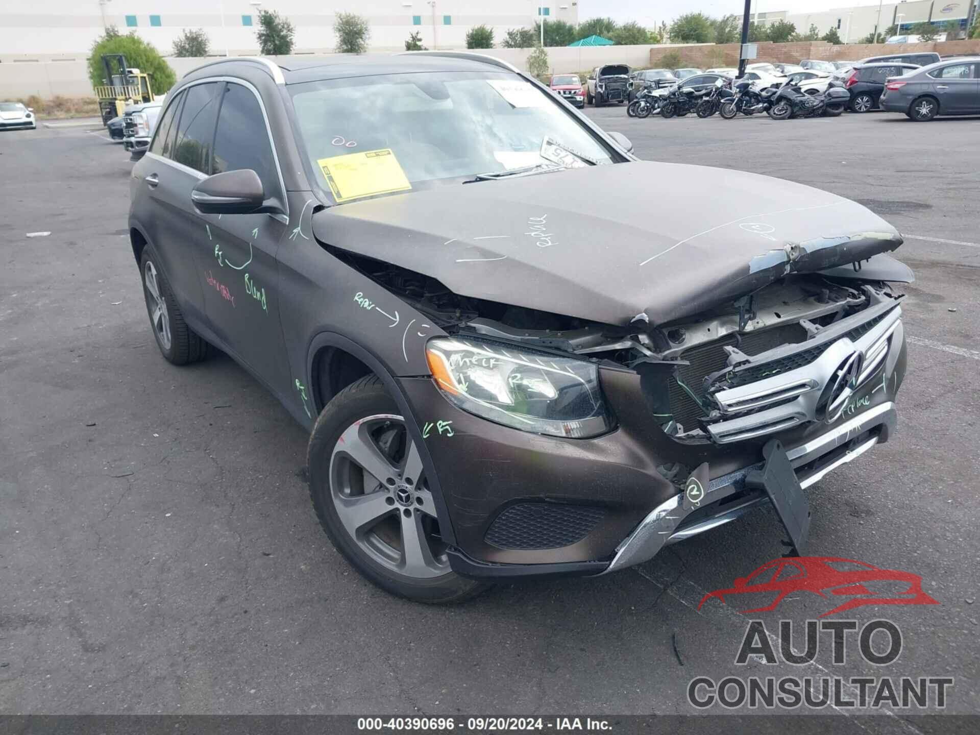 MERCEDES-BENZ GLC 300 2018 - WDC0G4JB9JF404149