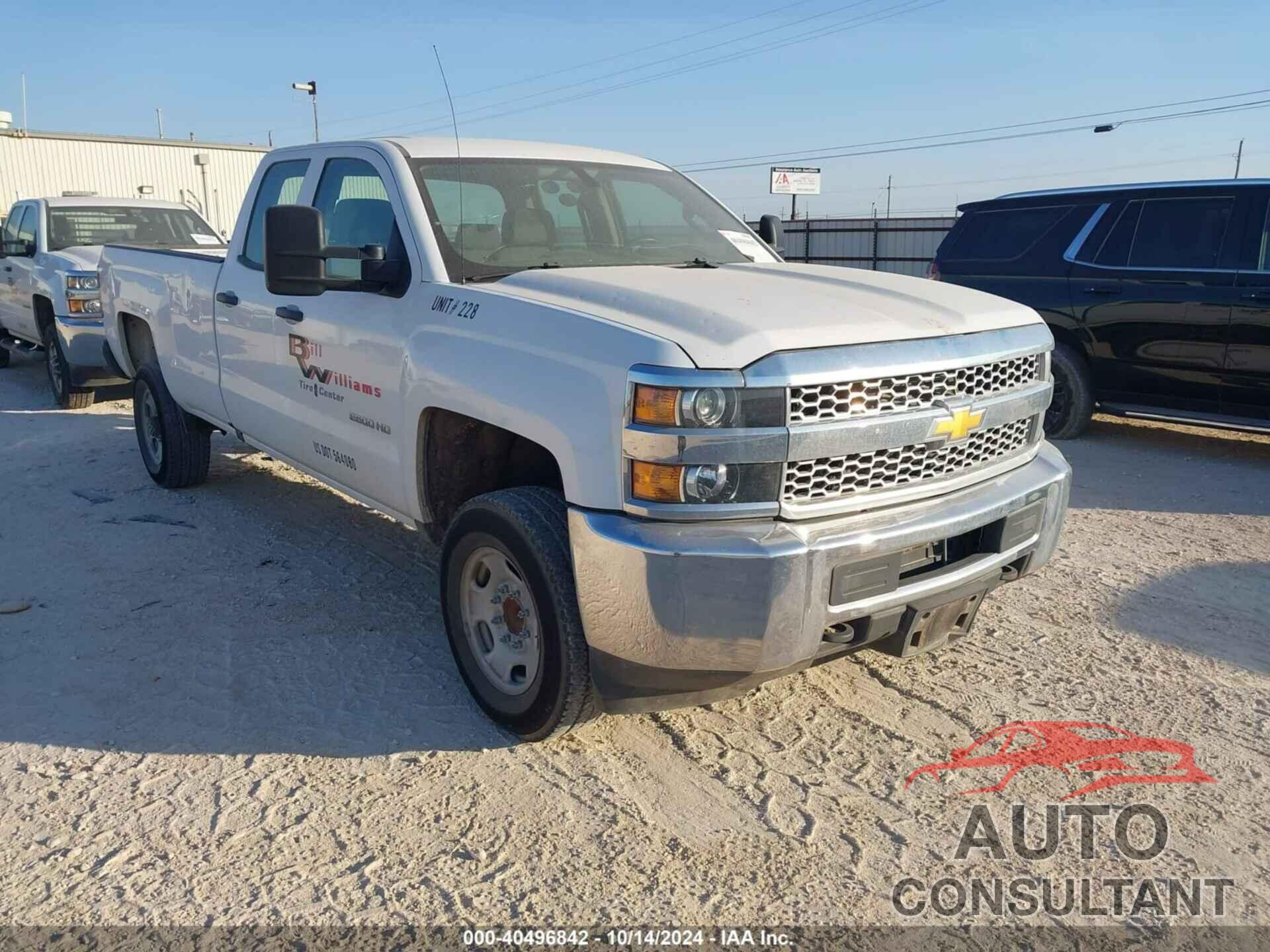 CHEVROLET SILVERADO 2019 - 2GC2CREG4K1119476