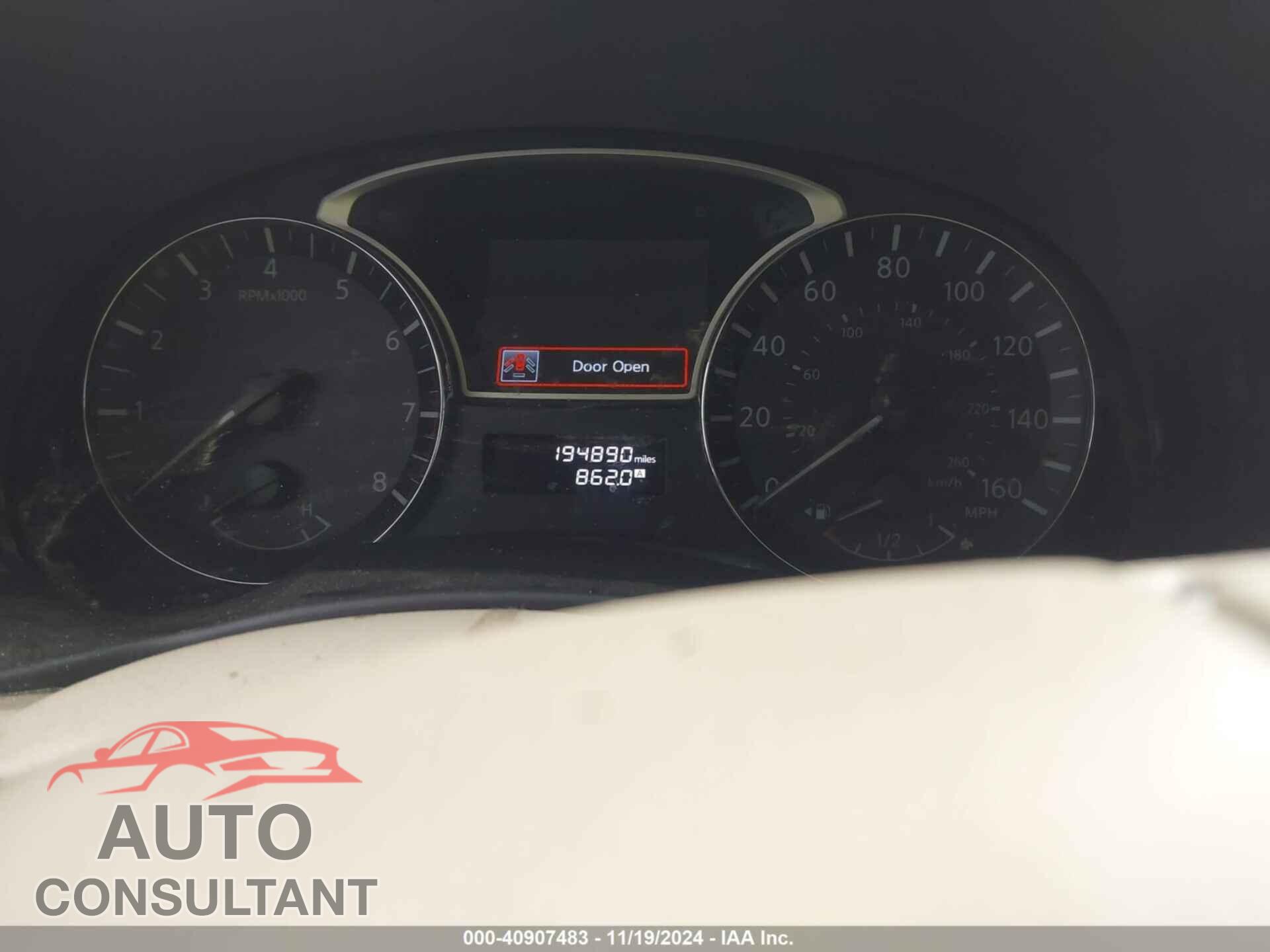 NISSAN PATHFINDER 2013 - 5N1AR2MN3DC623334