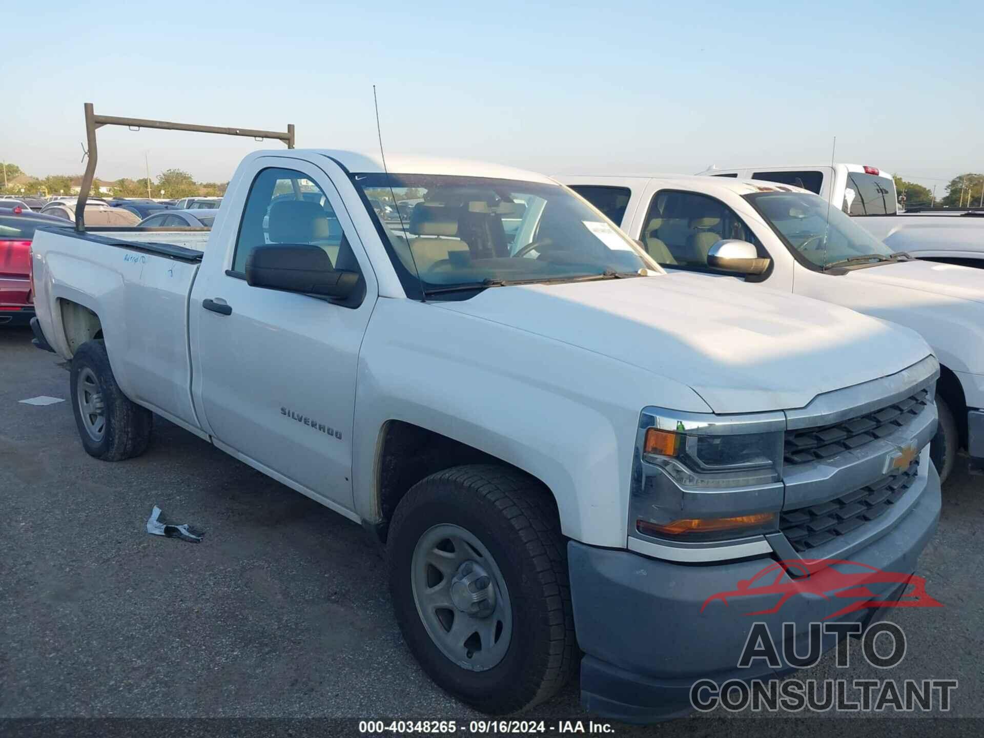 CHEVROLET SILVERADO 1500 2018 - 1GCNCNEC1JZ102420