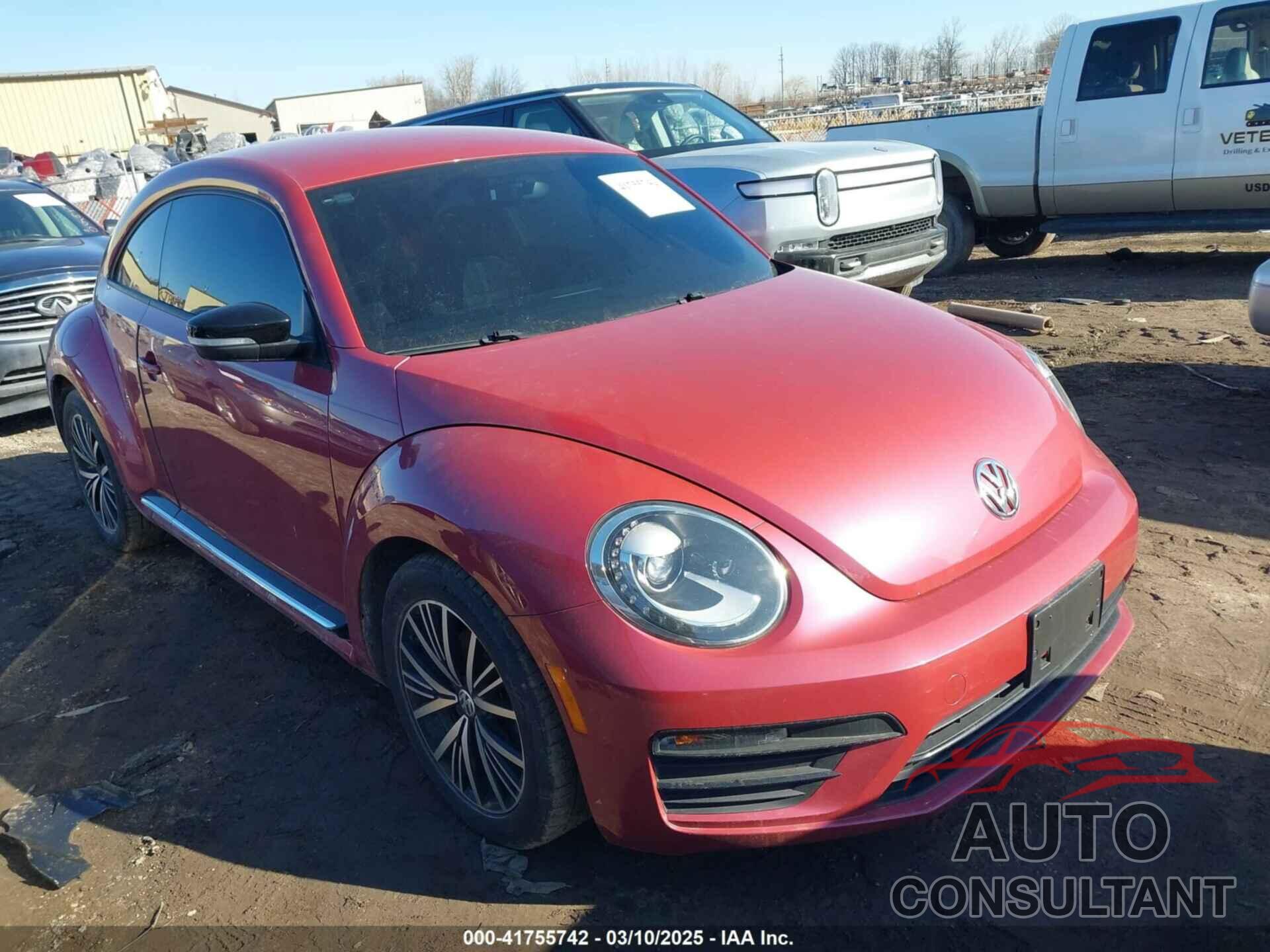 VOLKSWAGEN BEETLE 2017 - 3VWF17AT4HM605847