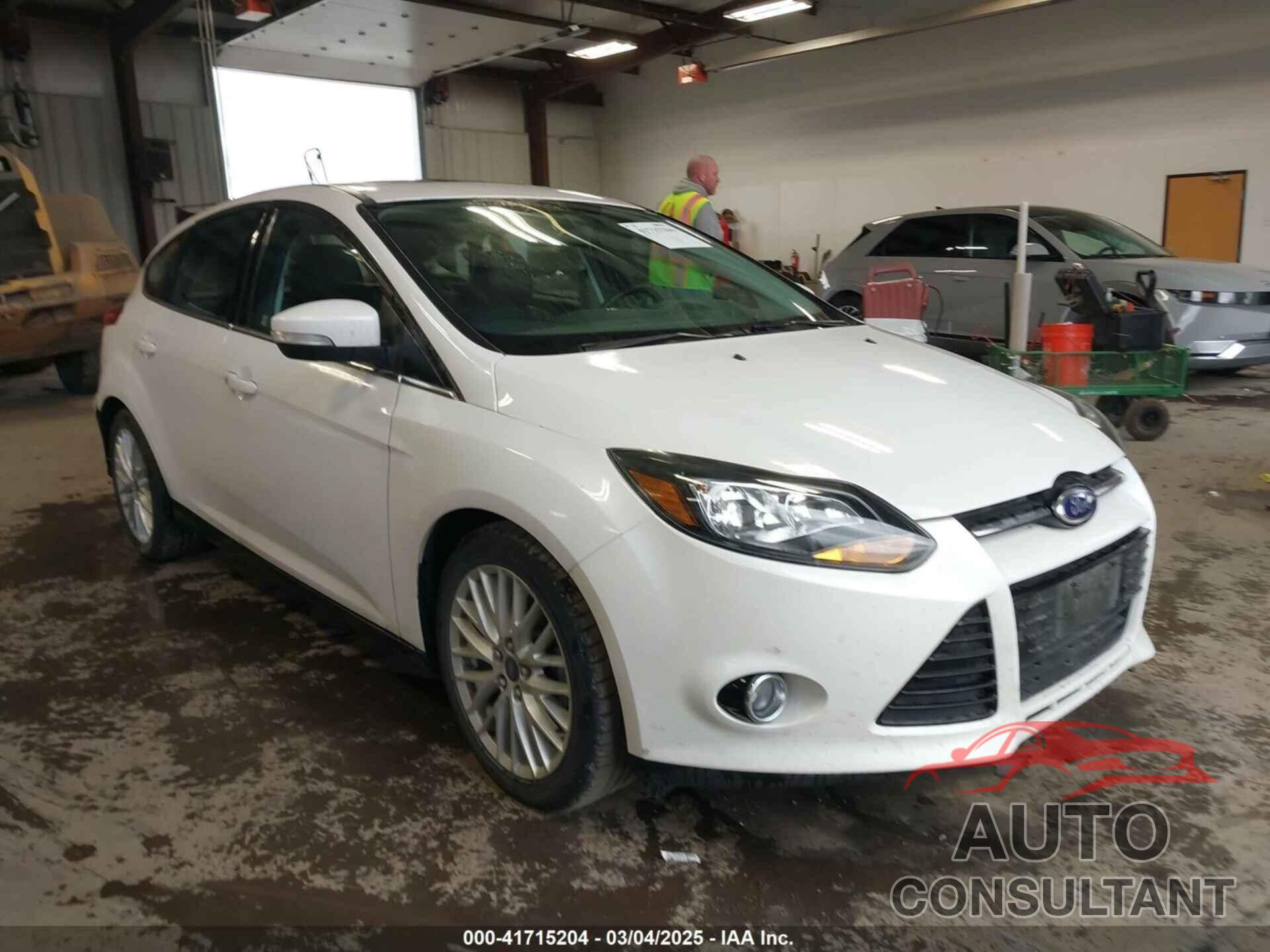 FORD FOCUS 2014 - 1FADP3N20EL199751