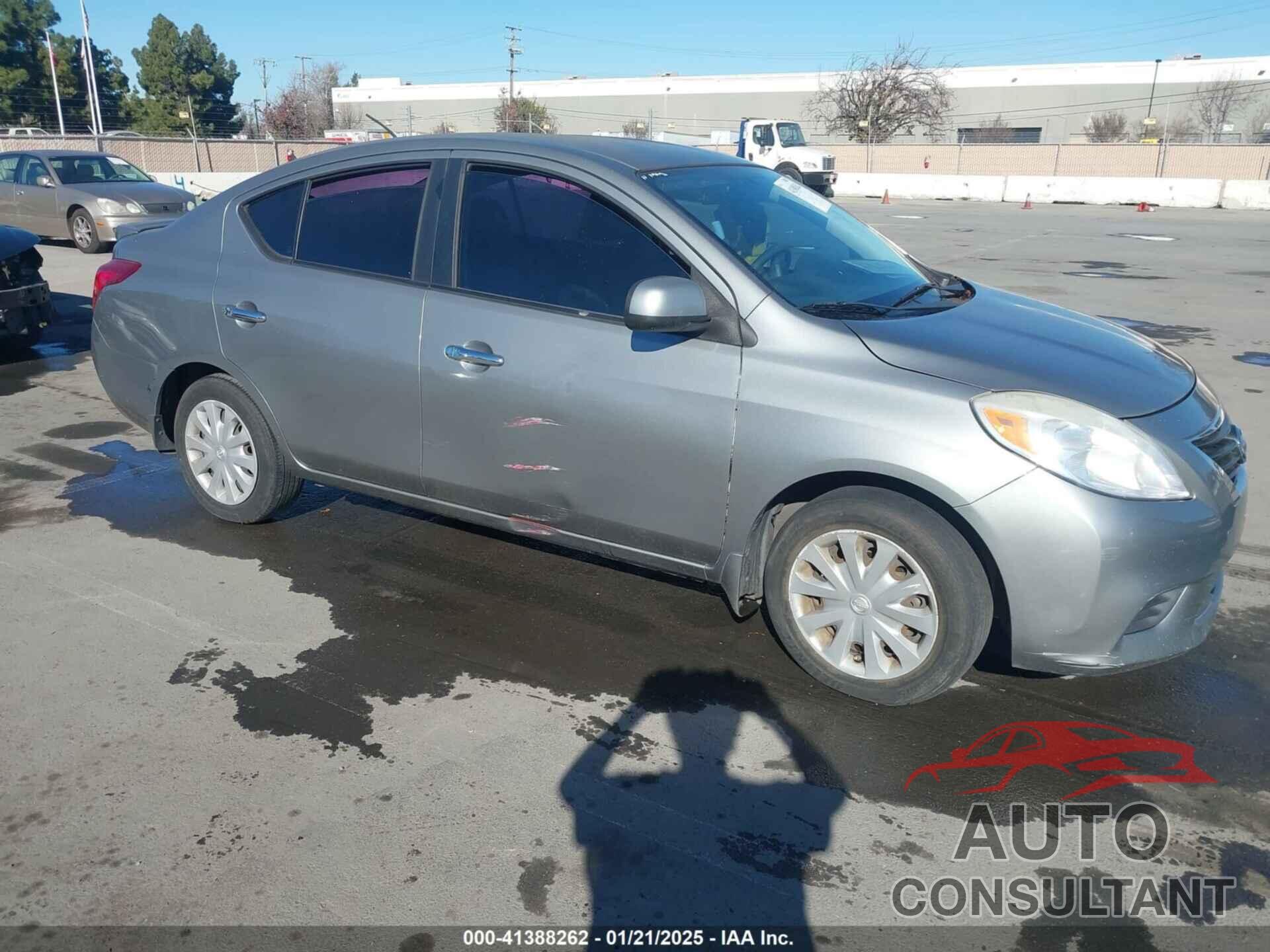 NISSAN VERSA 2013 - 3N1CN7APXDL878923