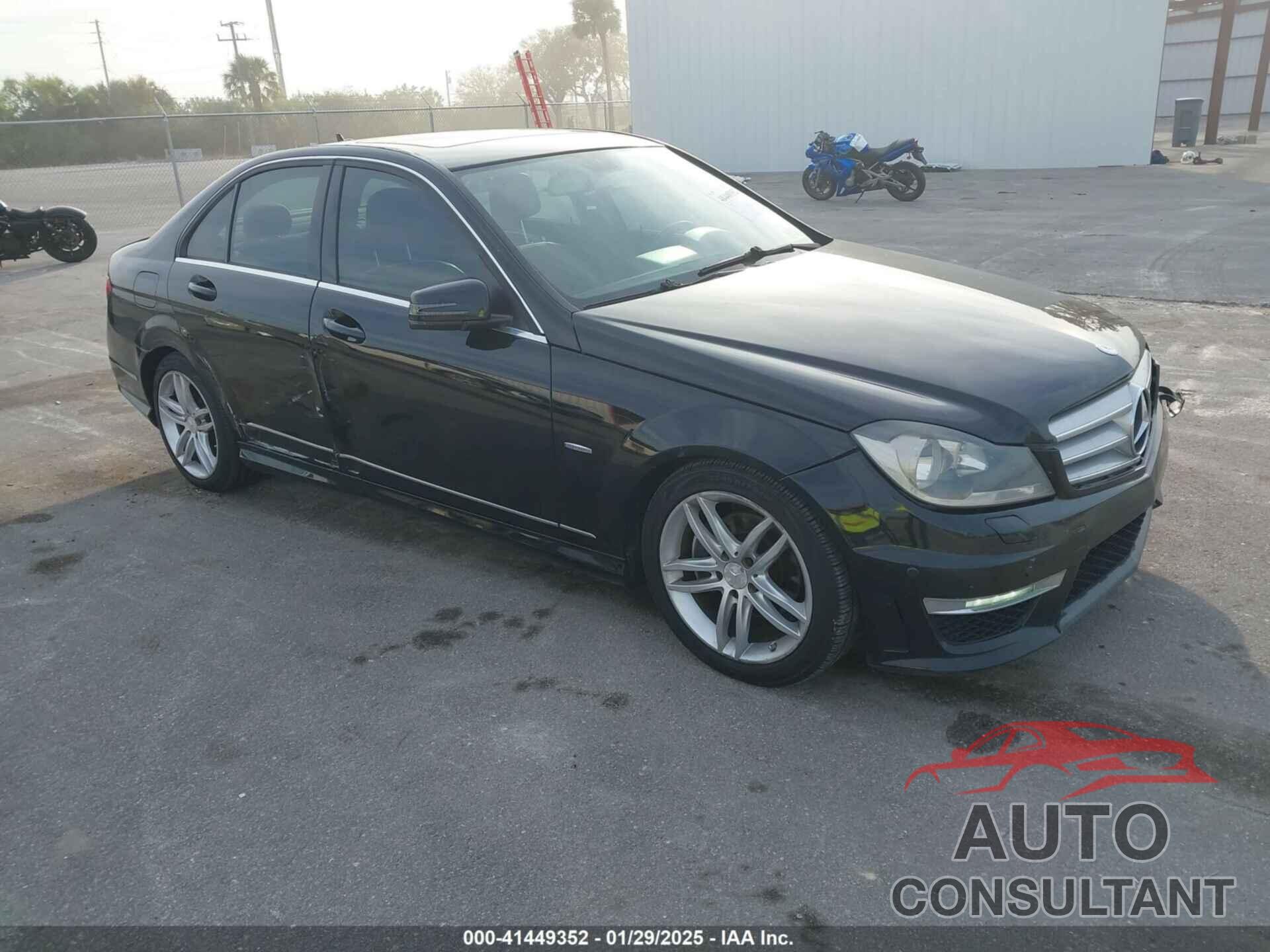 MERCEDES-BENZ C 250 2012 - WDDGF4HB4CR205112