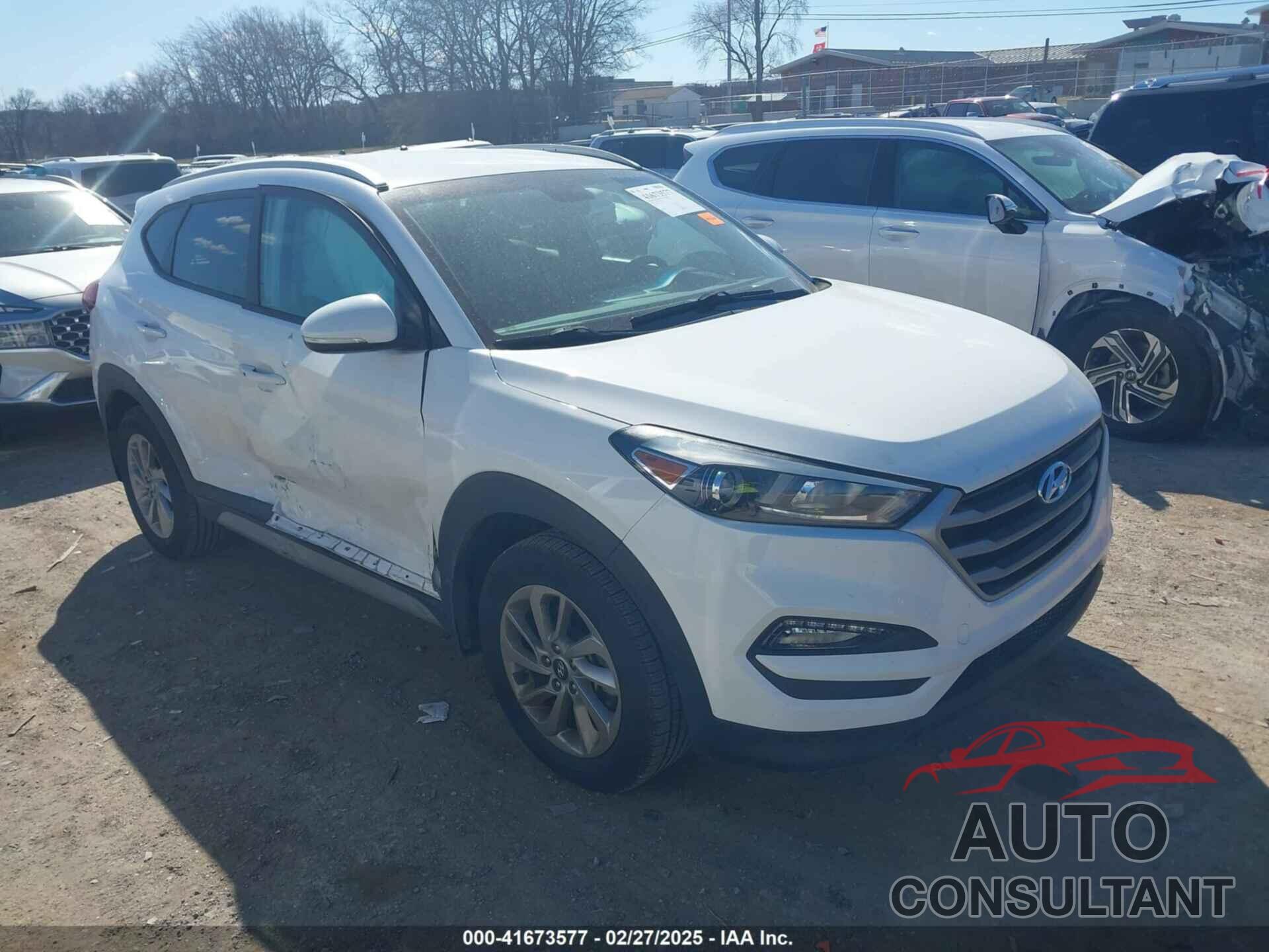 HYUNDAI TUCSON 2018 - KM8J33A44JU824328