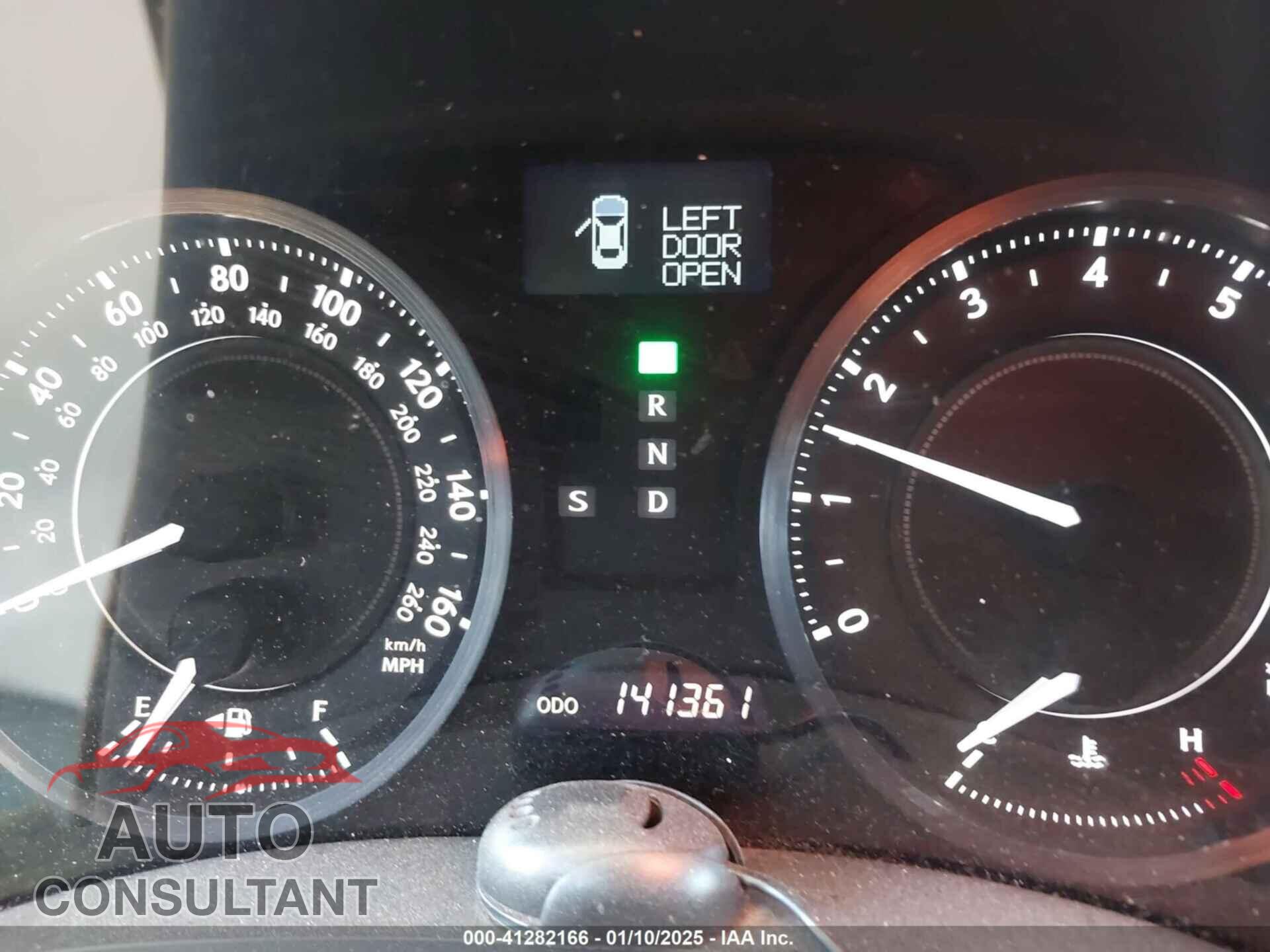 LEXUS IS 250C 2010 - JTHFF2C20A2501265