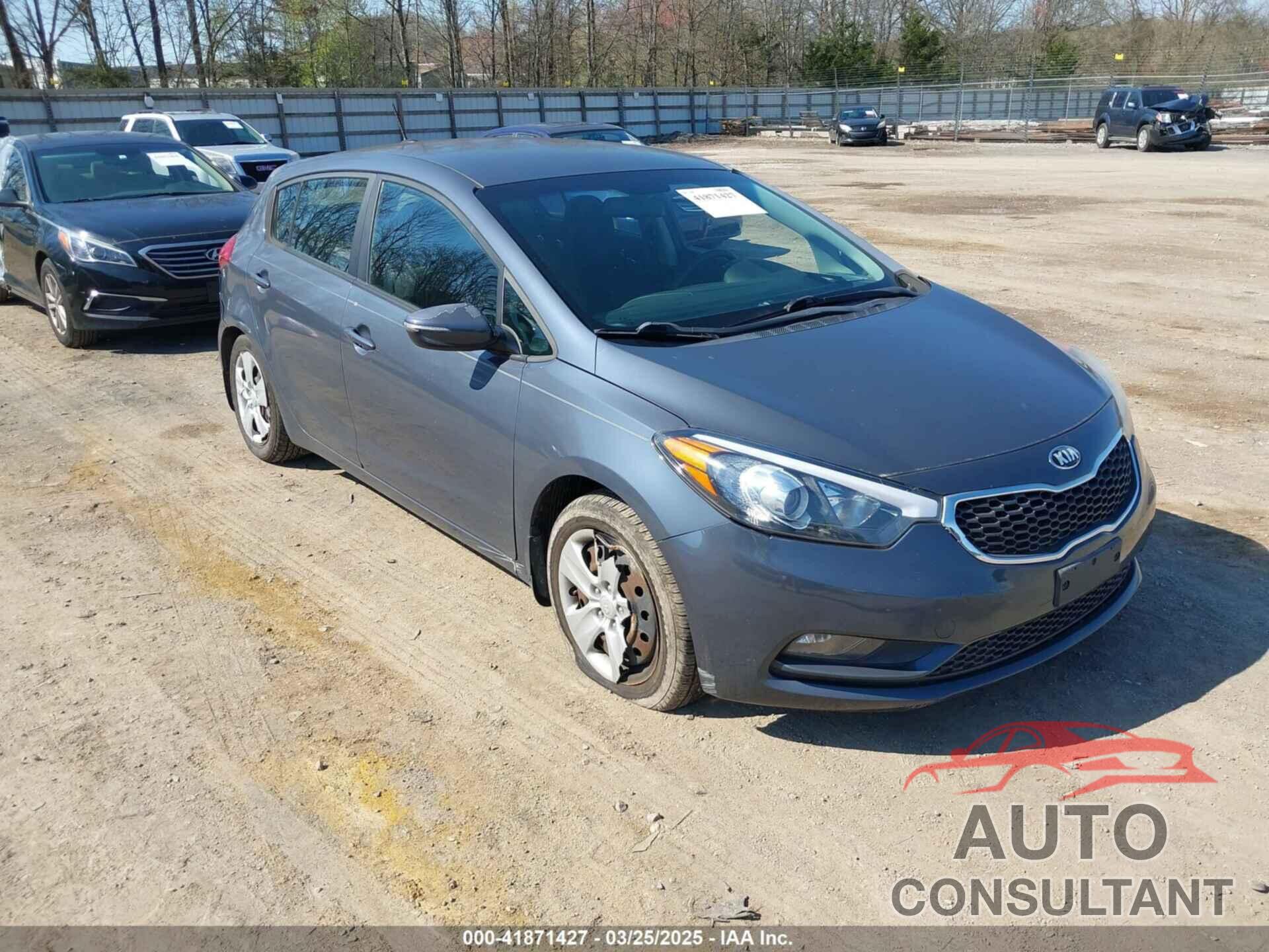 KIA FORTE 5-DOOR 2016 - KNAFK5A85G5547104