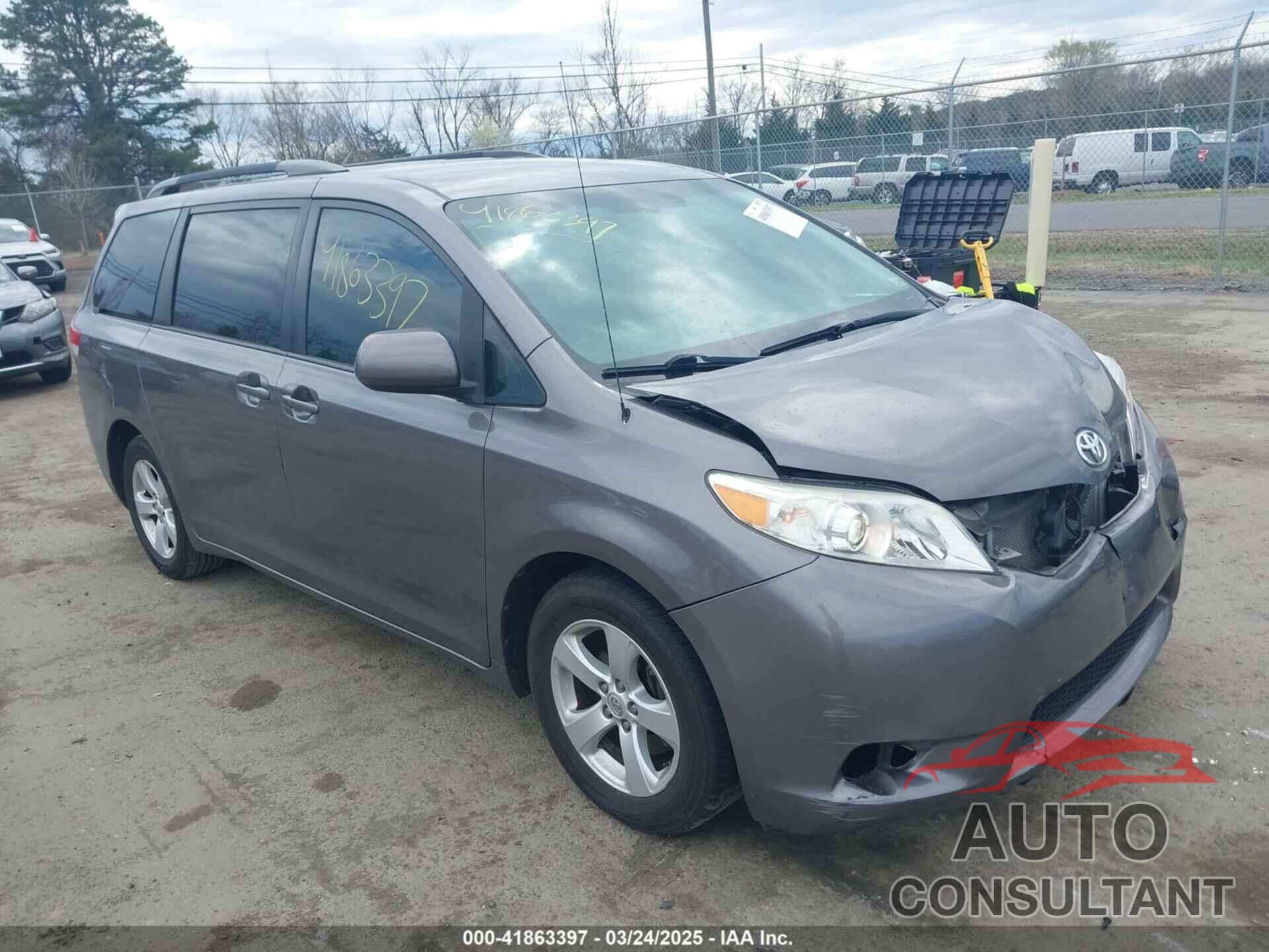 TOYOTA SIENNA 2014 - 5TDKK3DC2ES519967