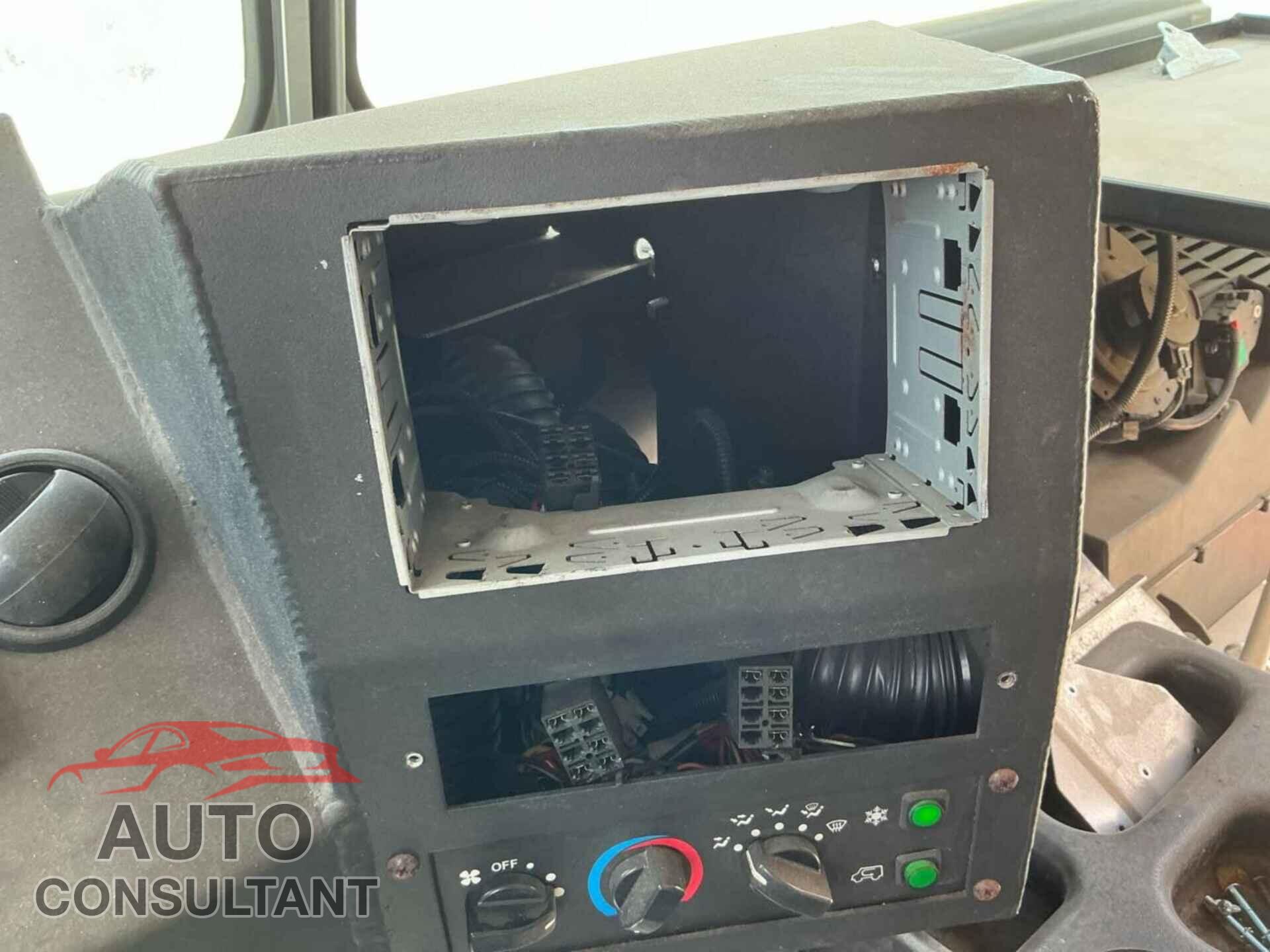 FORD E-450 STRIPPED 2013 - 1FC4E4KL8DDA84035